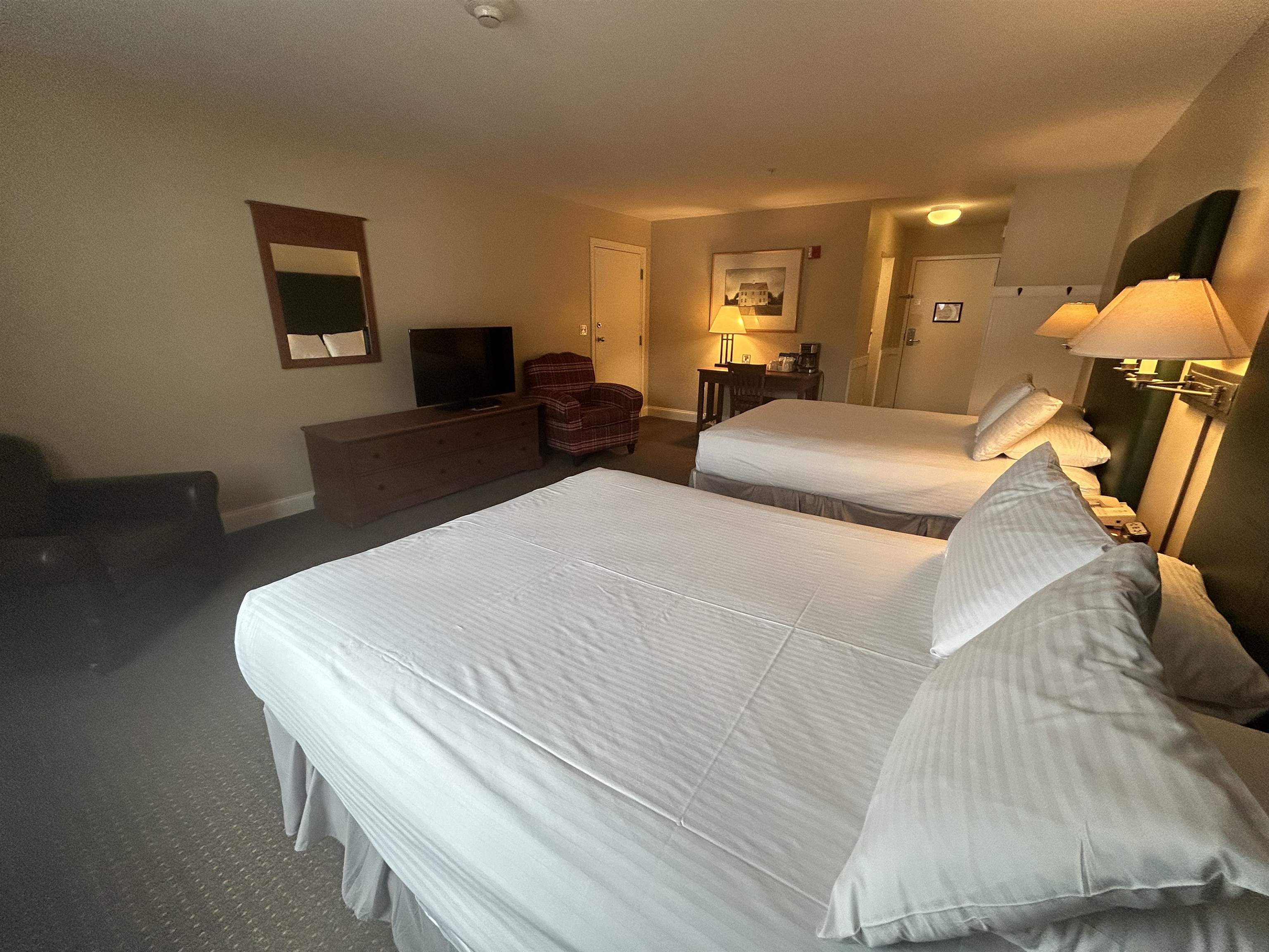 274/76Qtr. 3 Grand Summit Way