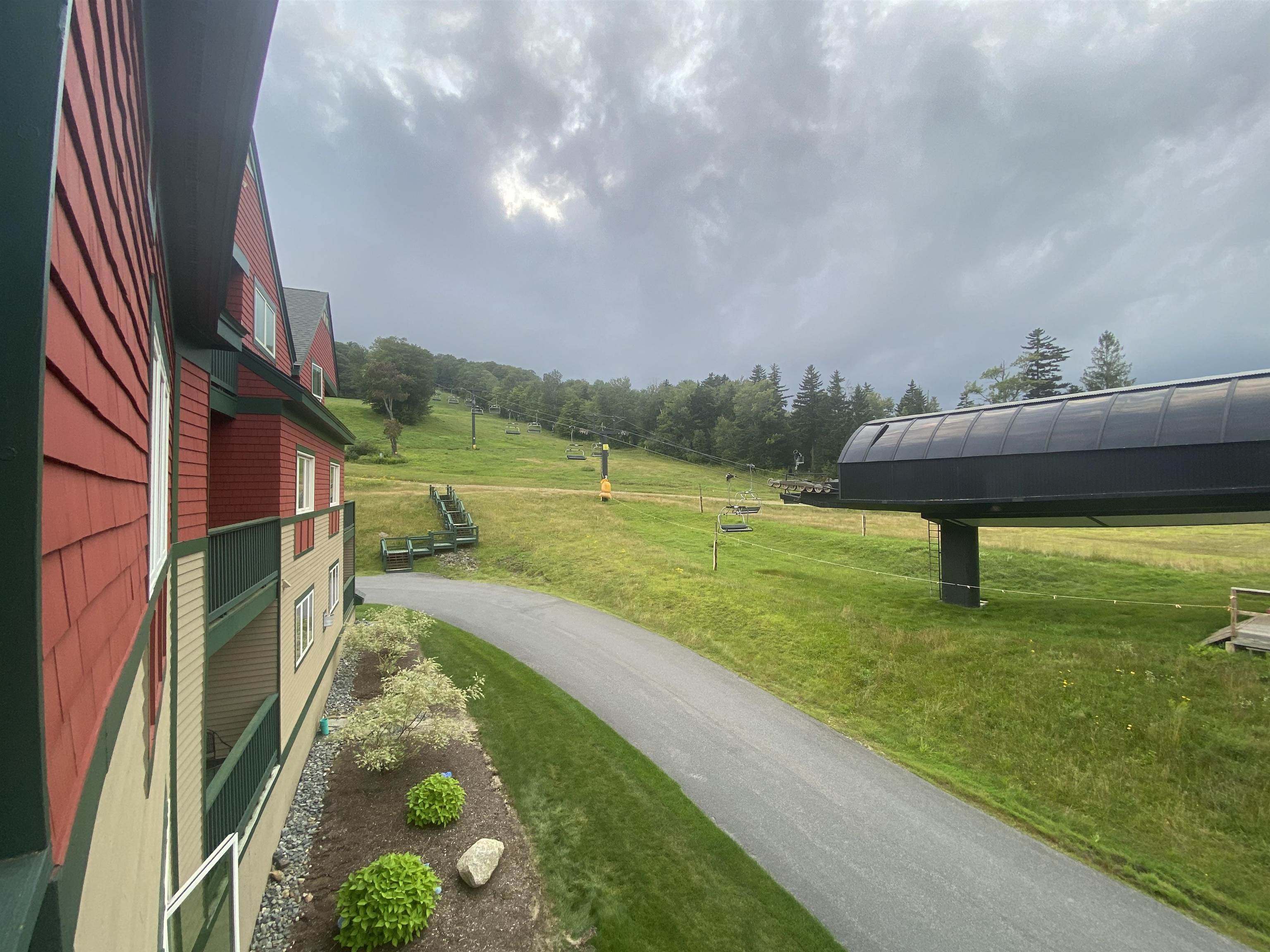 268/70/72 Q2,89 Grand Summit Way