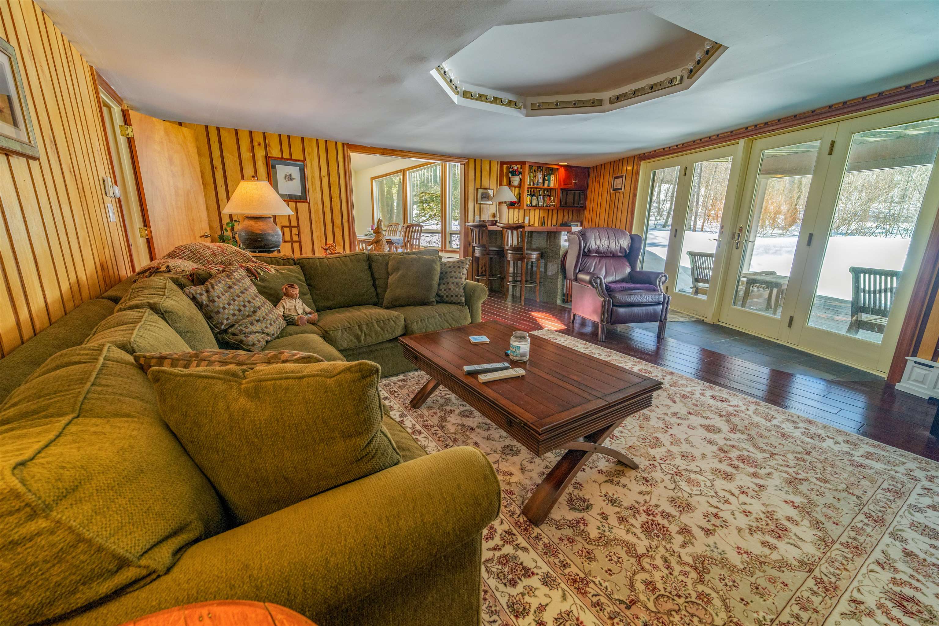 16 Spring Hill Road