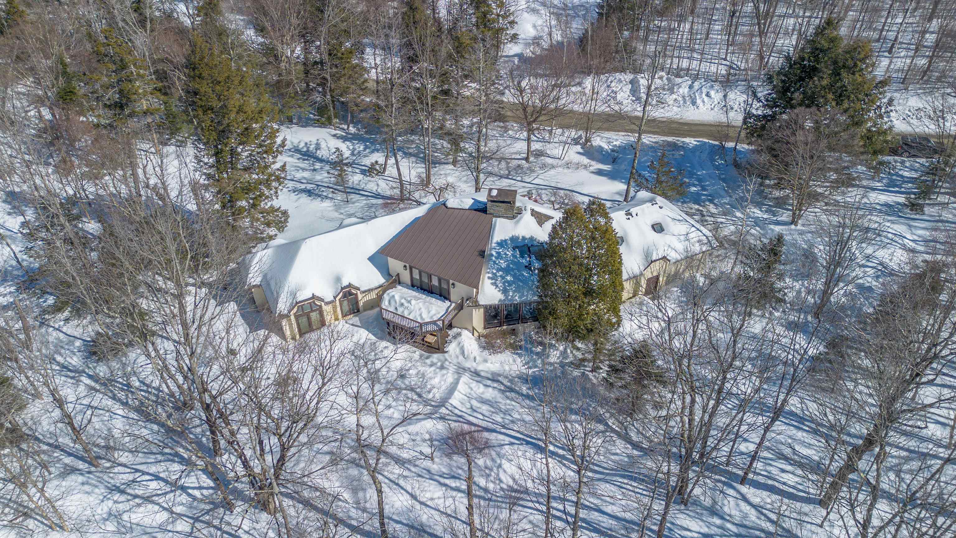 16 Spring Hill Road