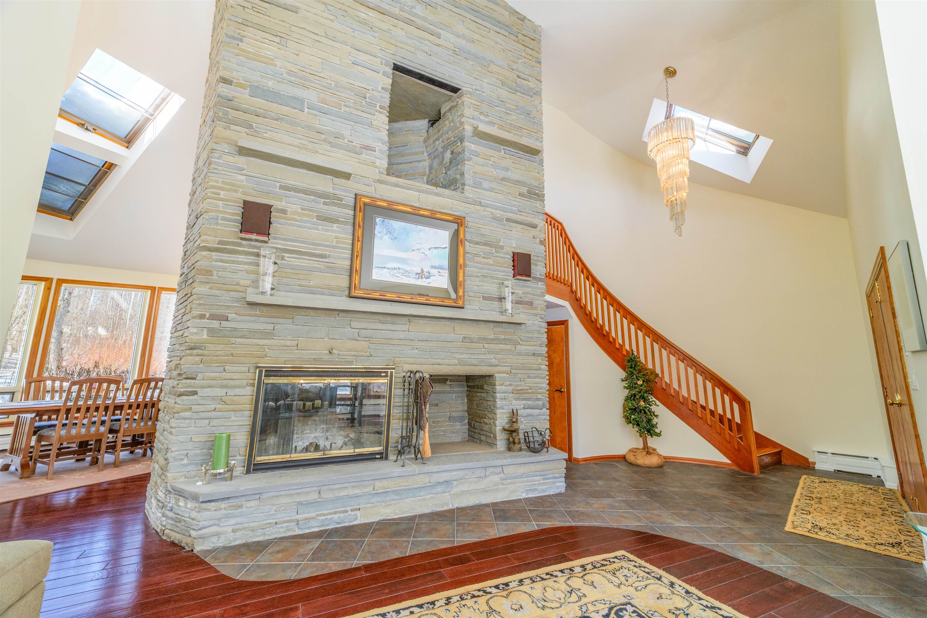16 Spring Hill Road