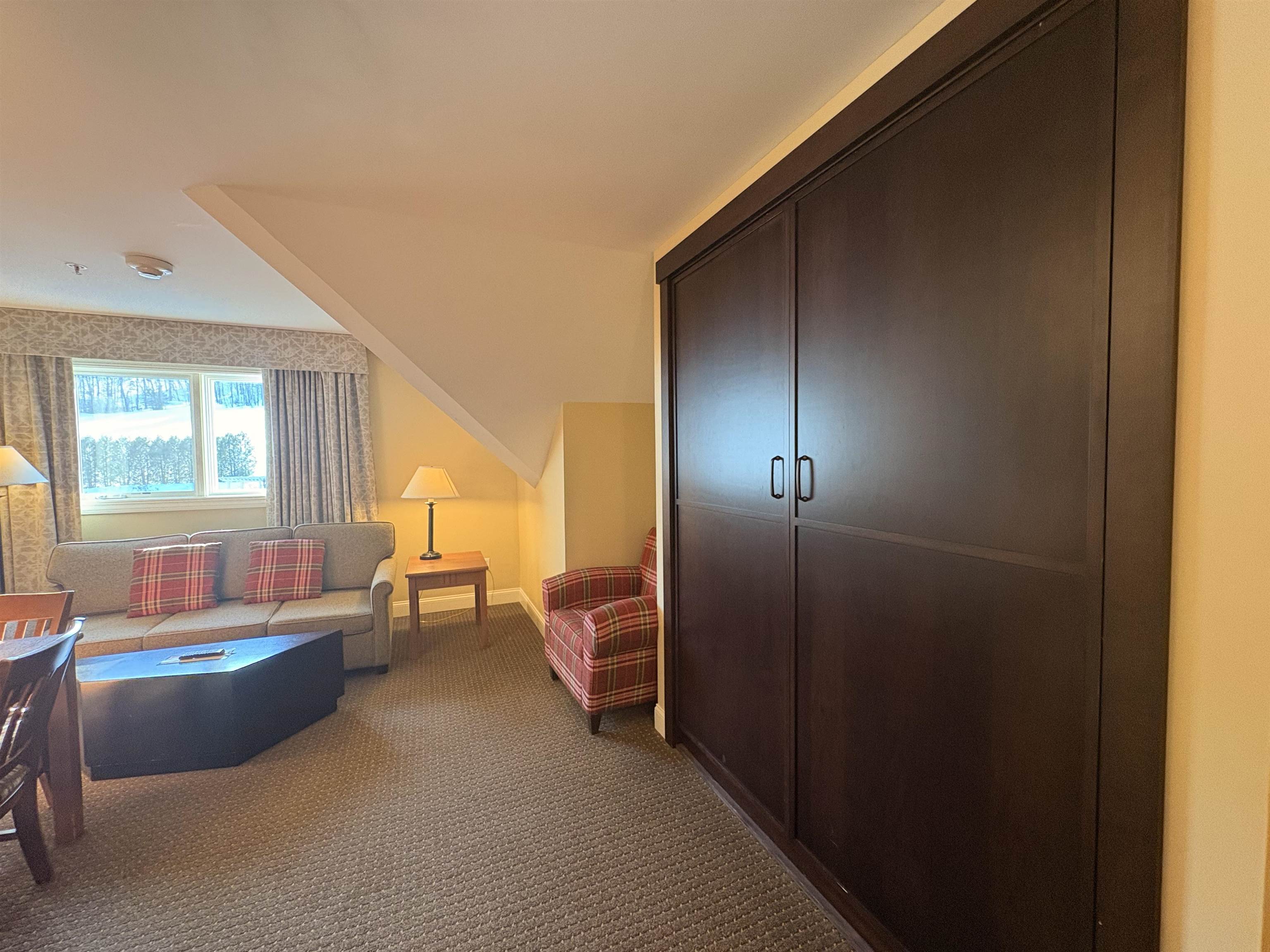 339 Qtr.4, 89 Grand Summit Way