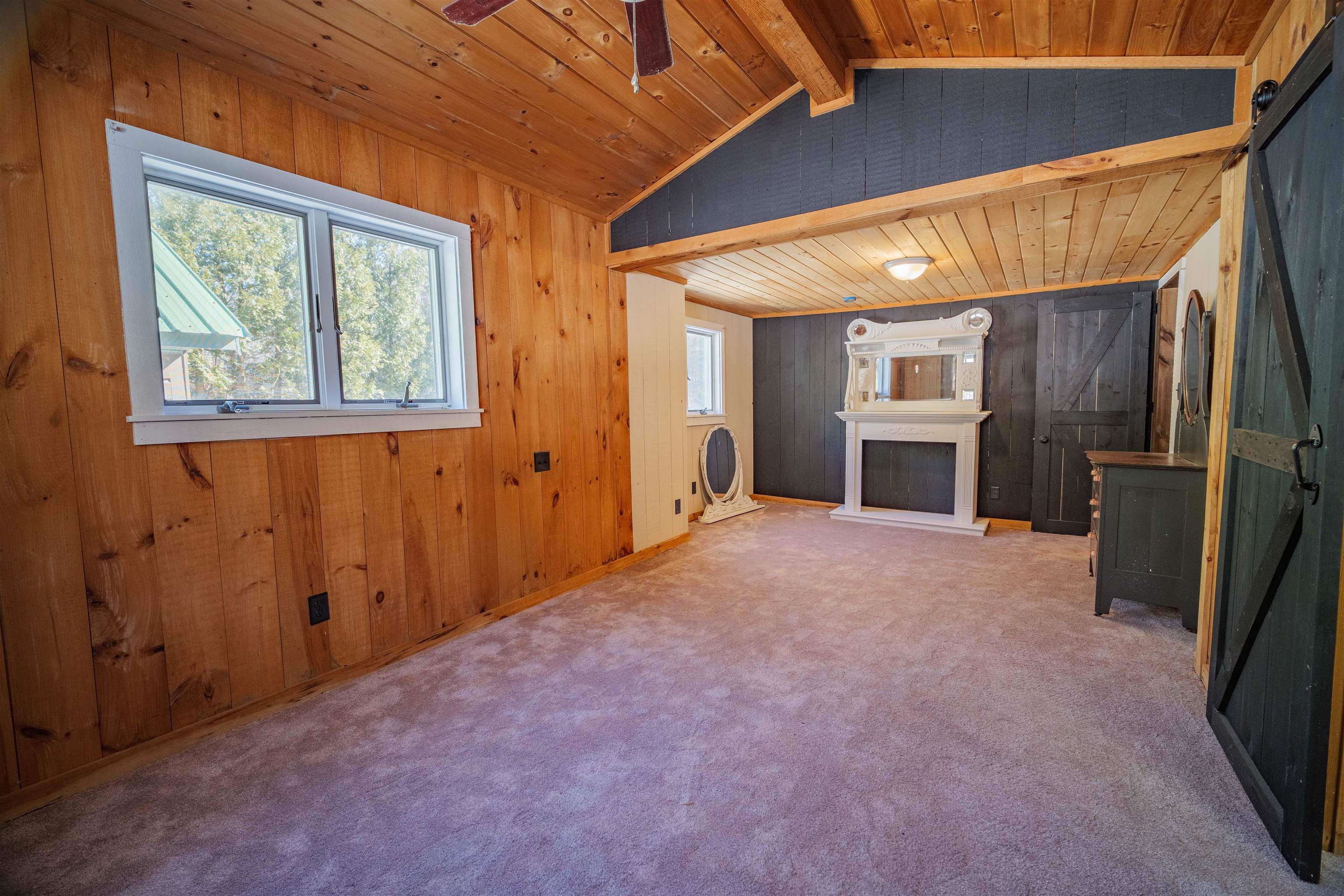 2469 Auger Hole Road