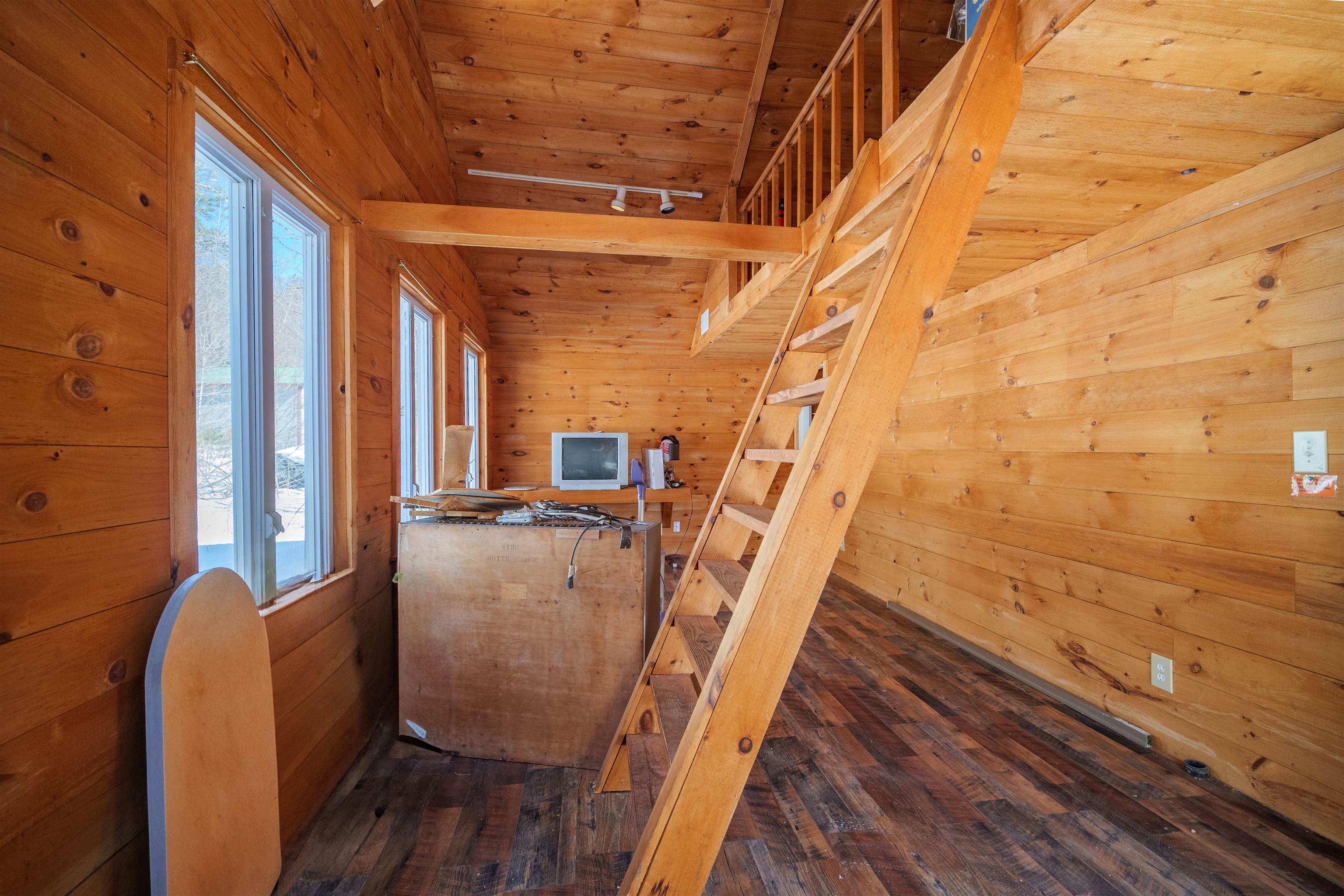 2469 Auger Hole Road