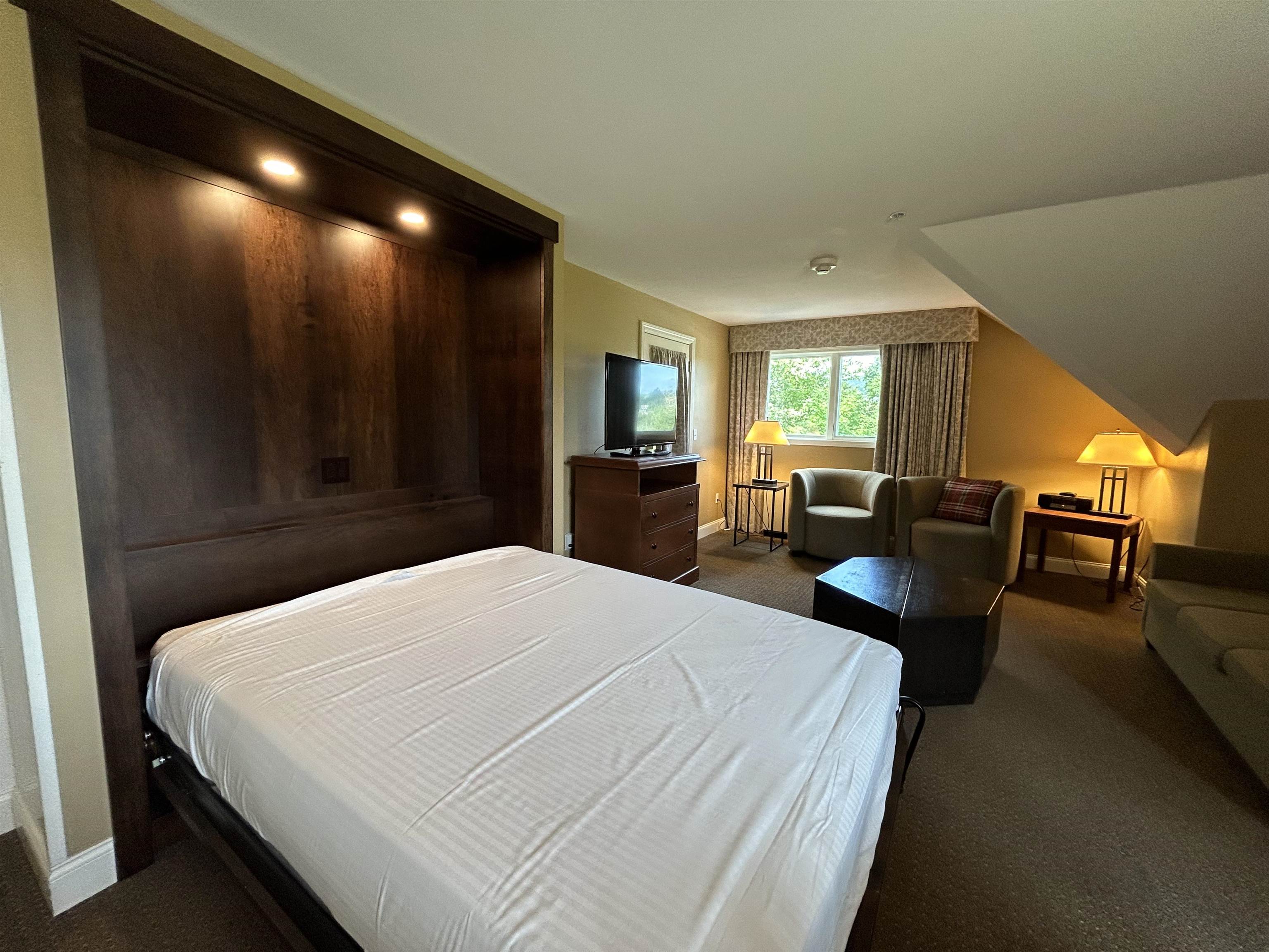 302 Qtr.2, 89 Grand Summit Way