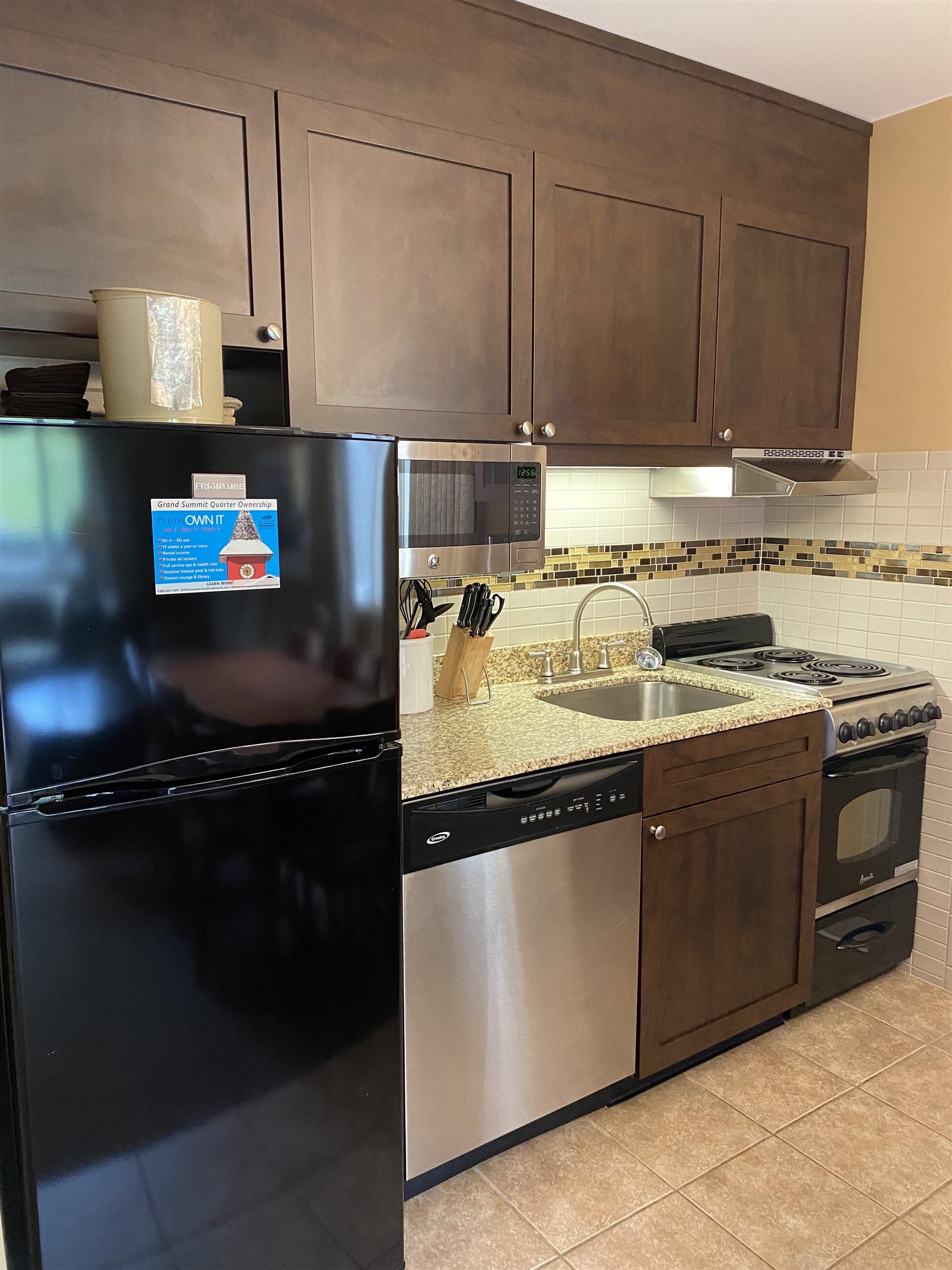 201/03 Qt.3, 89 Grand Summit Way