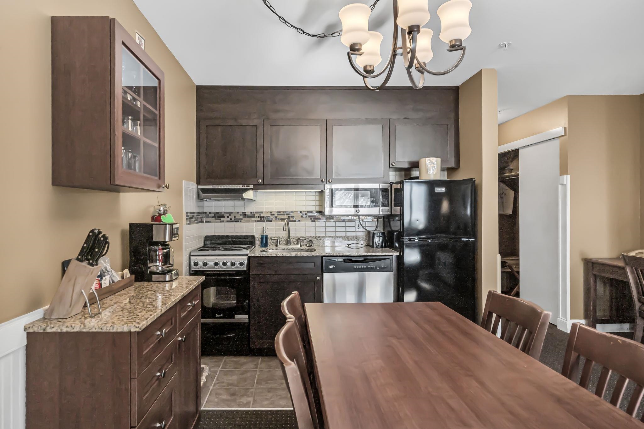 217 Qtr. 3,89 Grand Summit Way