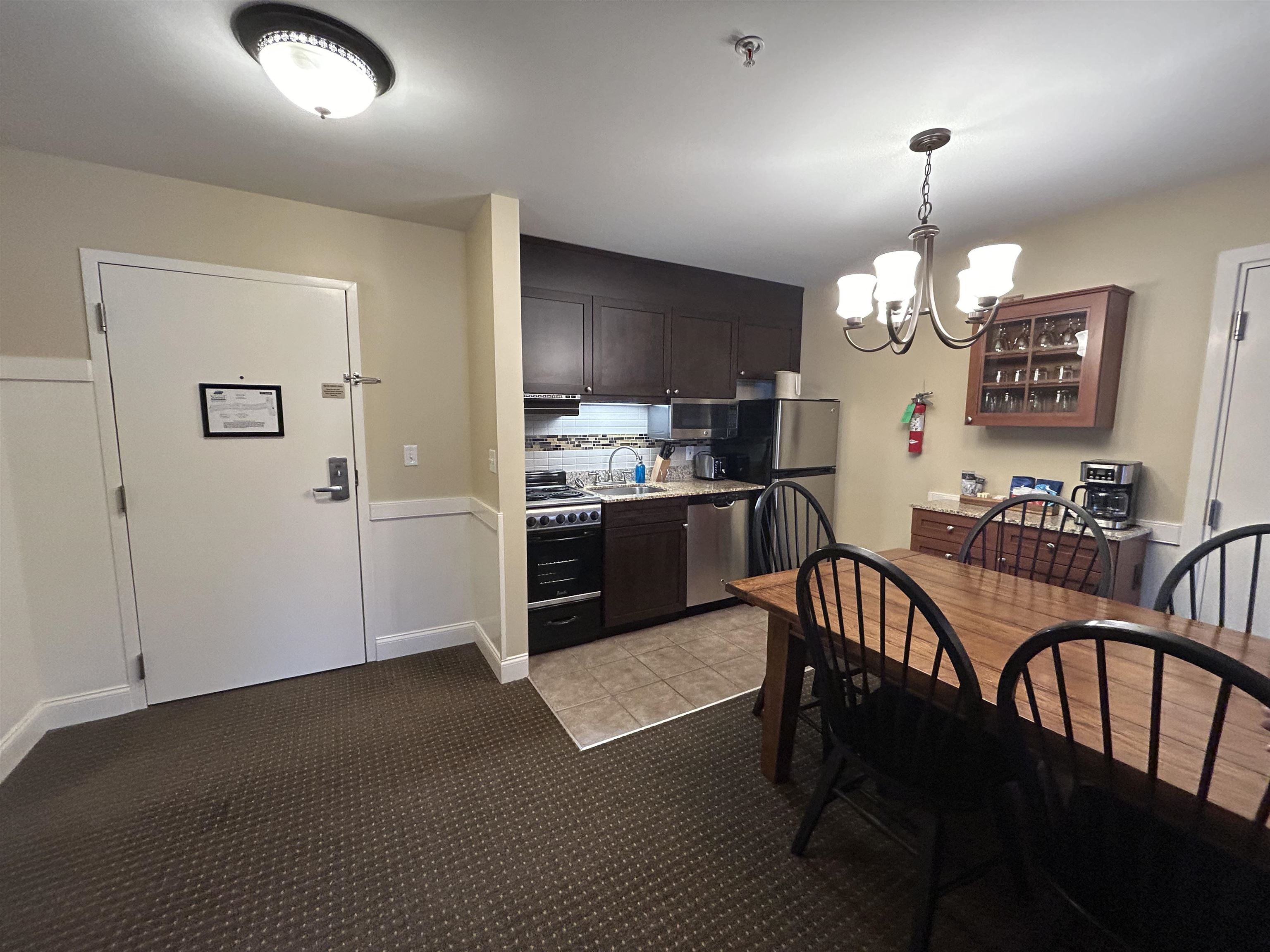 274/76Qtr.1-4 Grand Summit Way