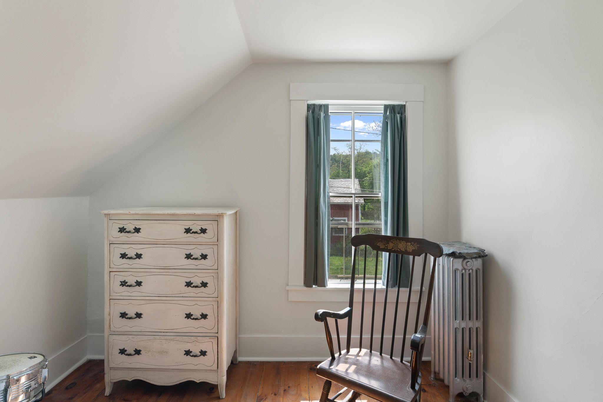 64 Meadowbrook Road