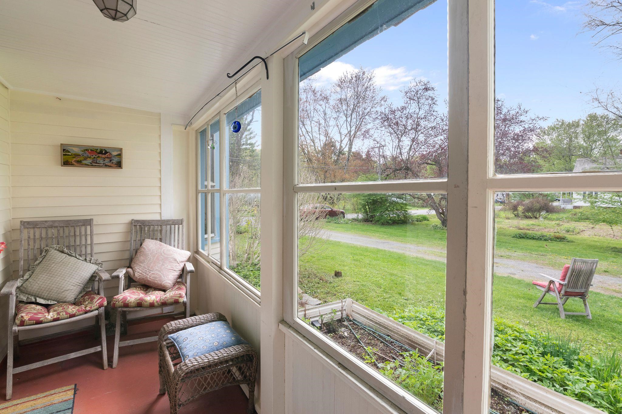 64 Meadowbrook Road