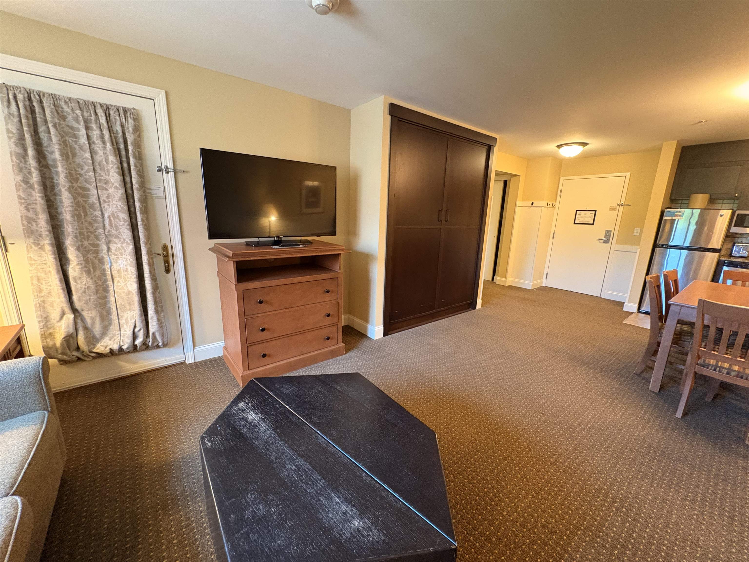 356Qtr.1, 89 Grand Summit Way