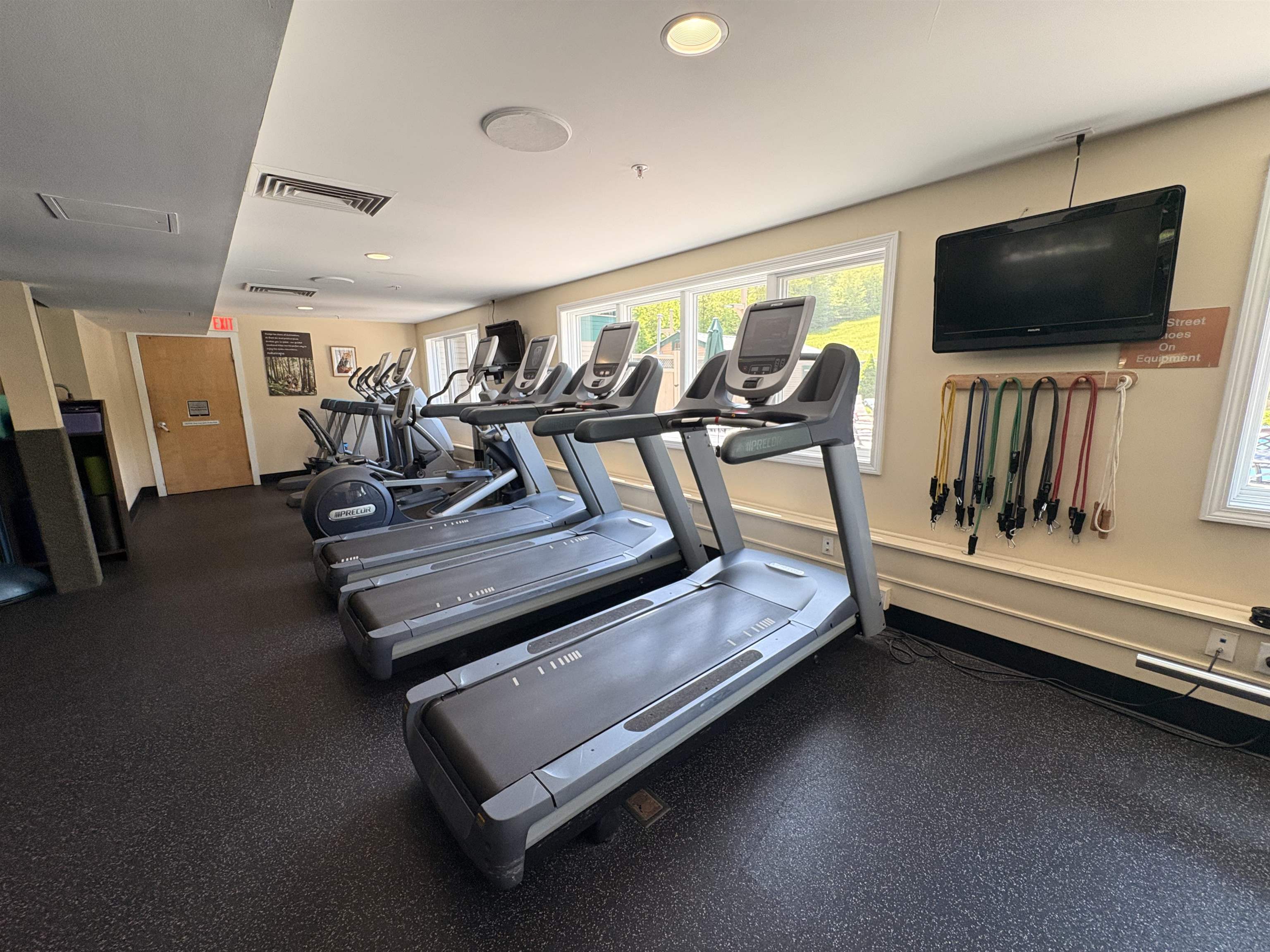 356Qtr.1, 89 Grand Summit Way