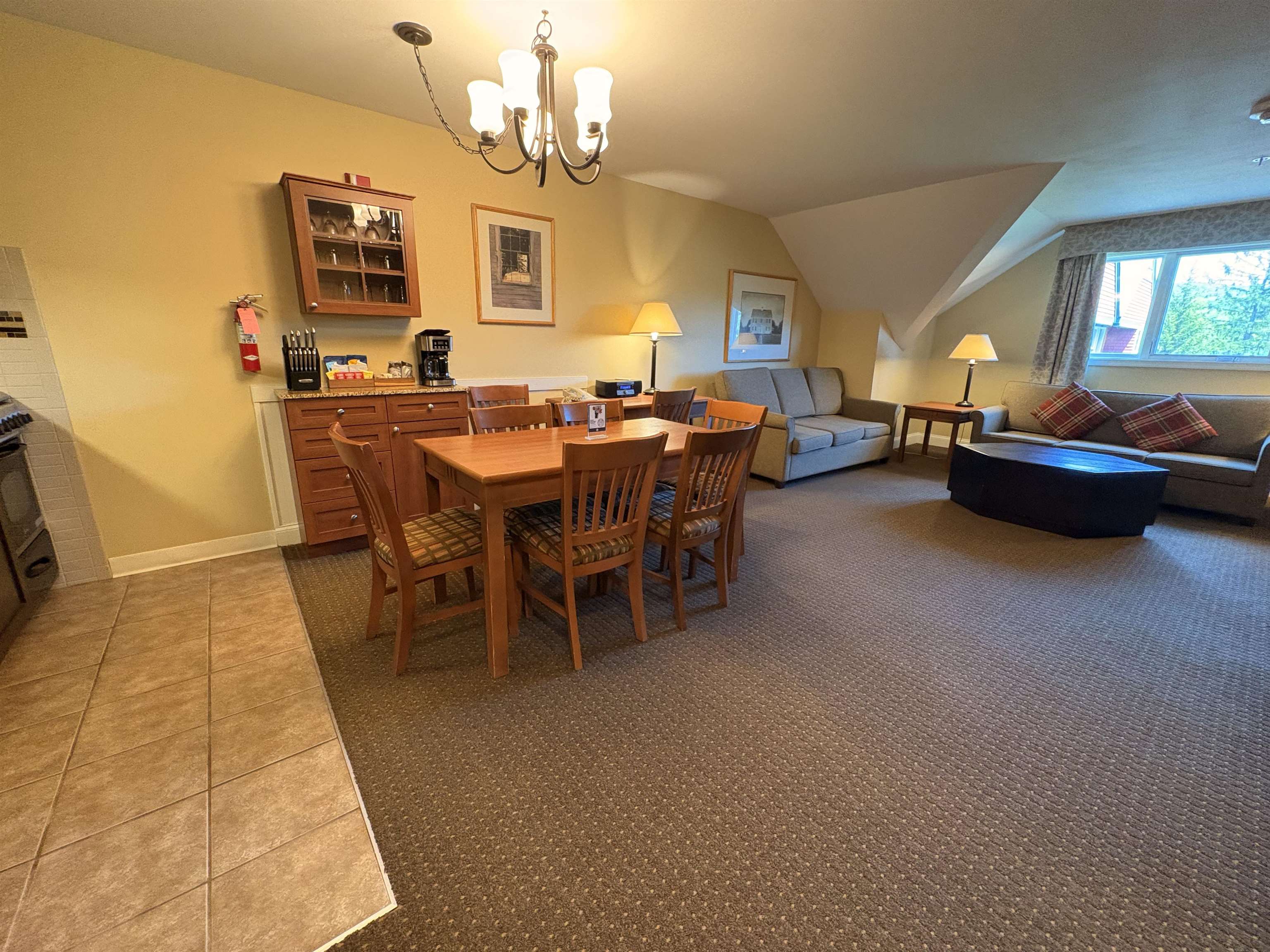 356Qtr.1, 89 Grand Summit Way