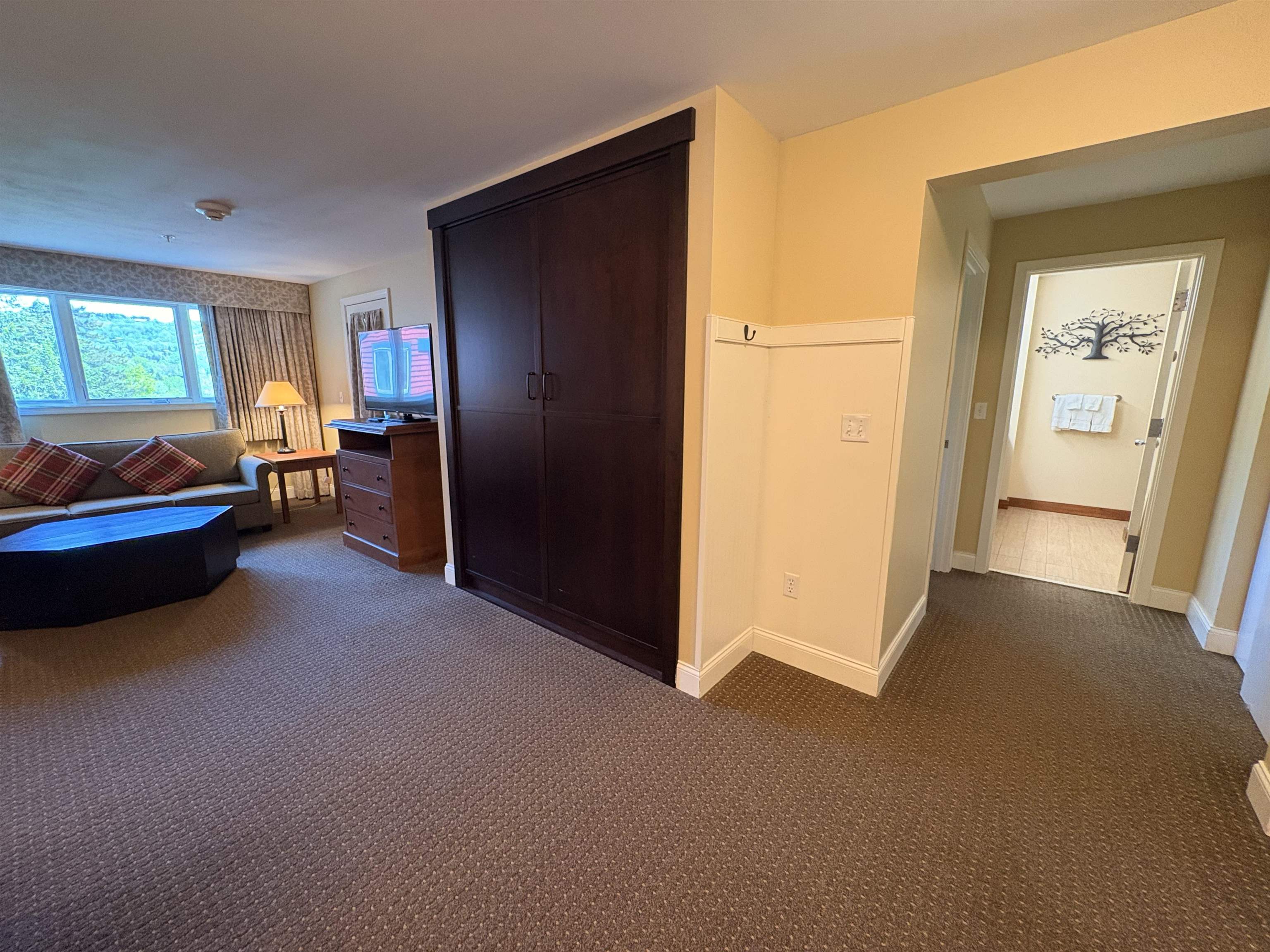 356Qtr.1, 89 Grand Summit Way