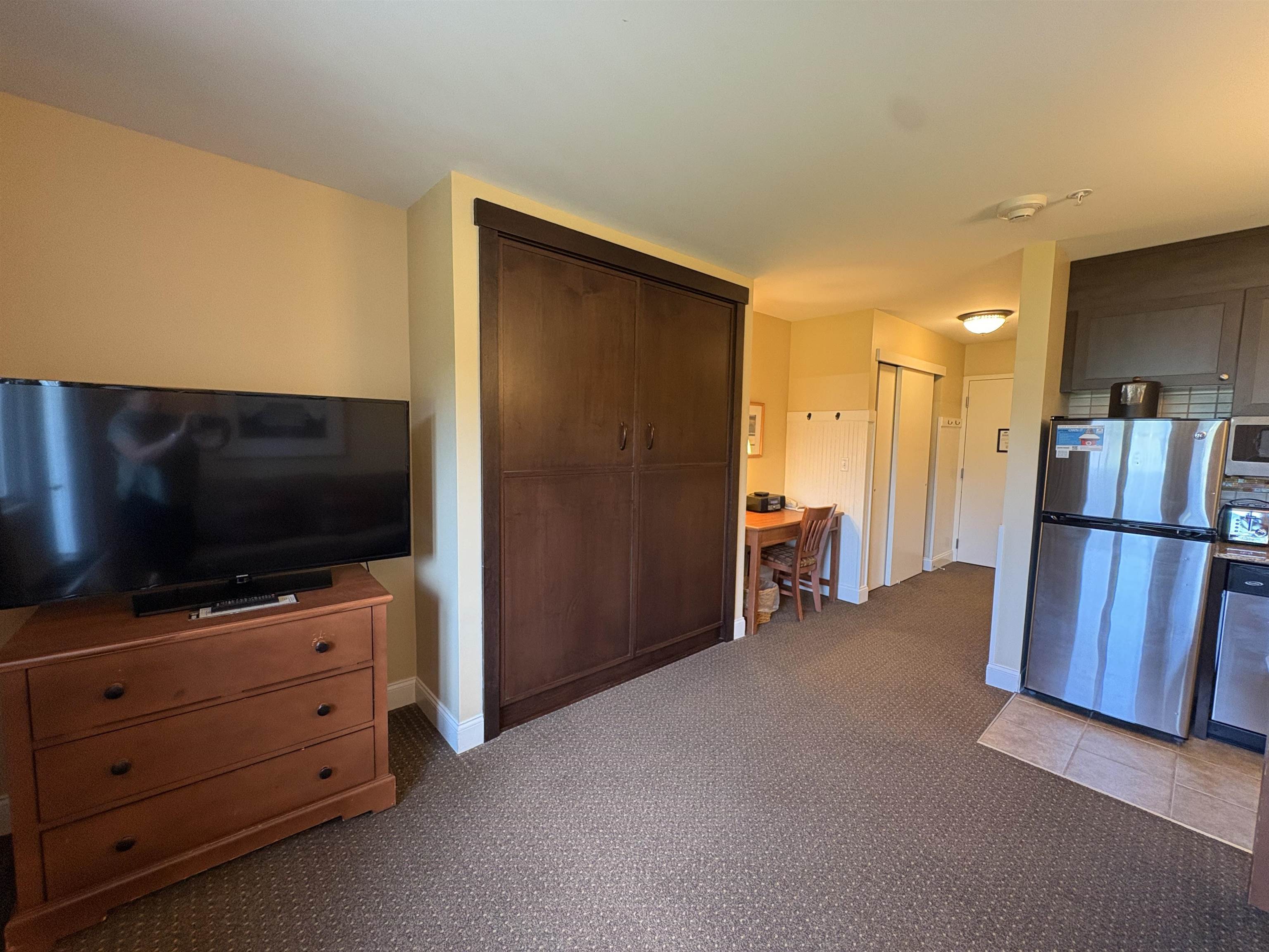 282Qtr.4 89 Grand Summit Way