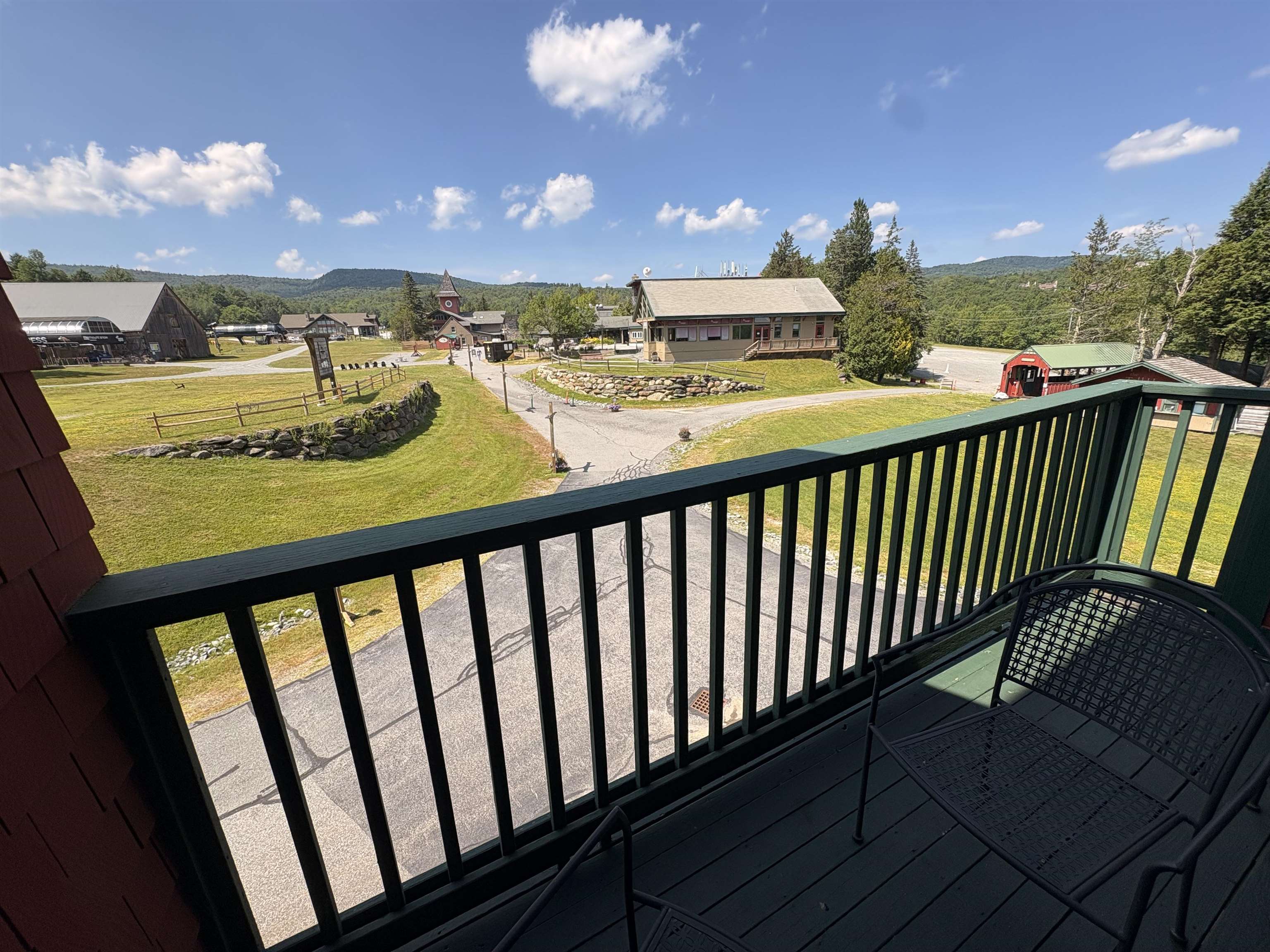 282Qtr.4 89 Grand Summit Way