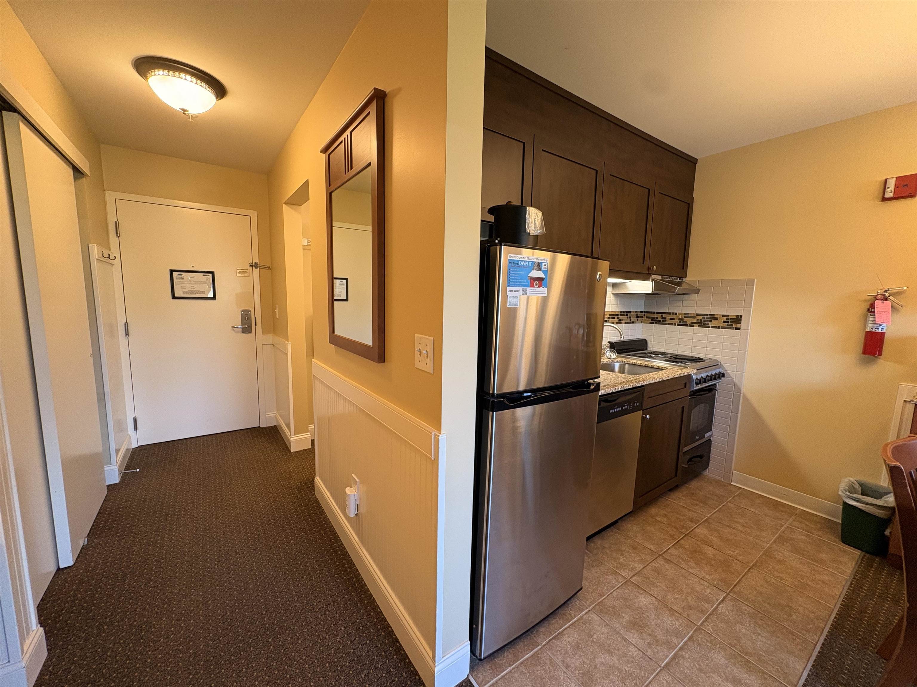 282Qtr.4 89 Grand Summit Way