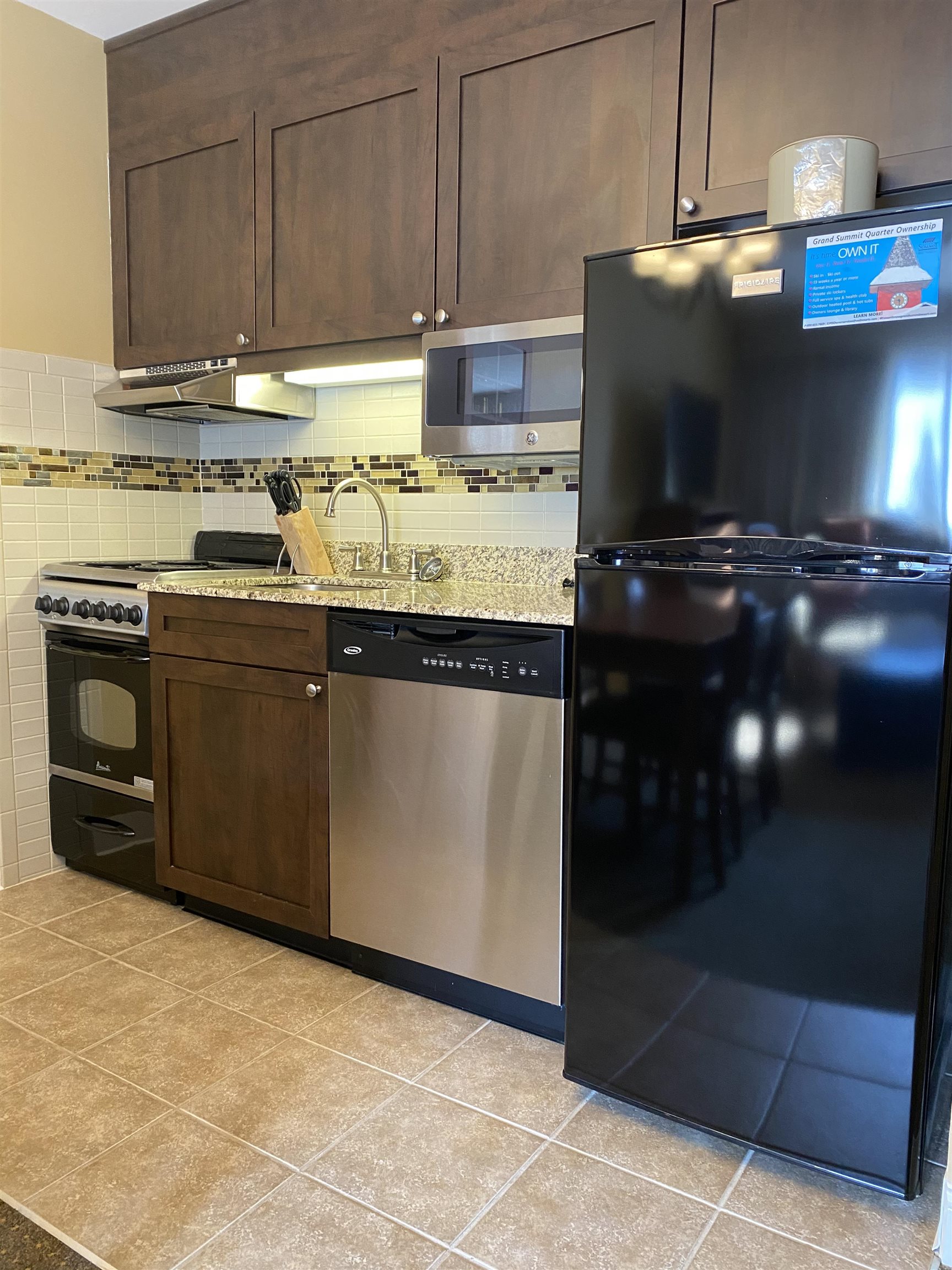 163/65 Qtr.1,89 Grand Summit Way