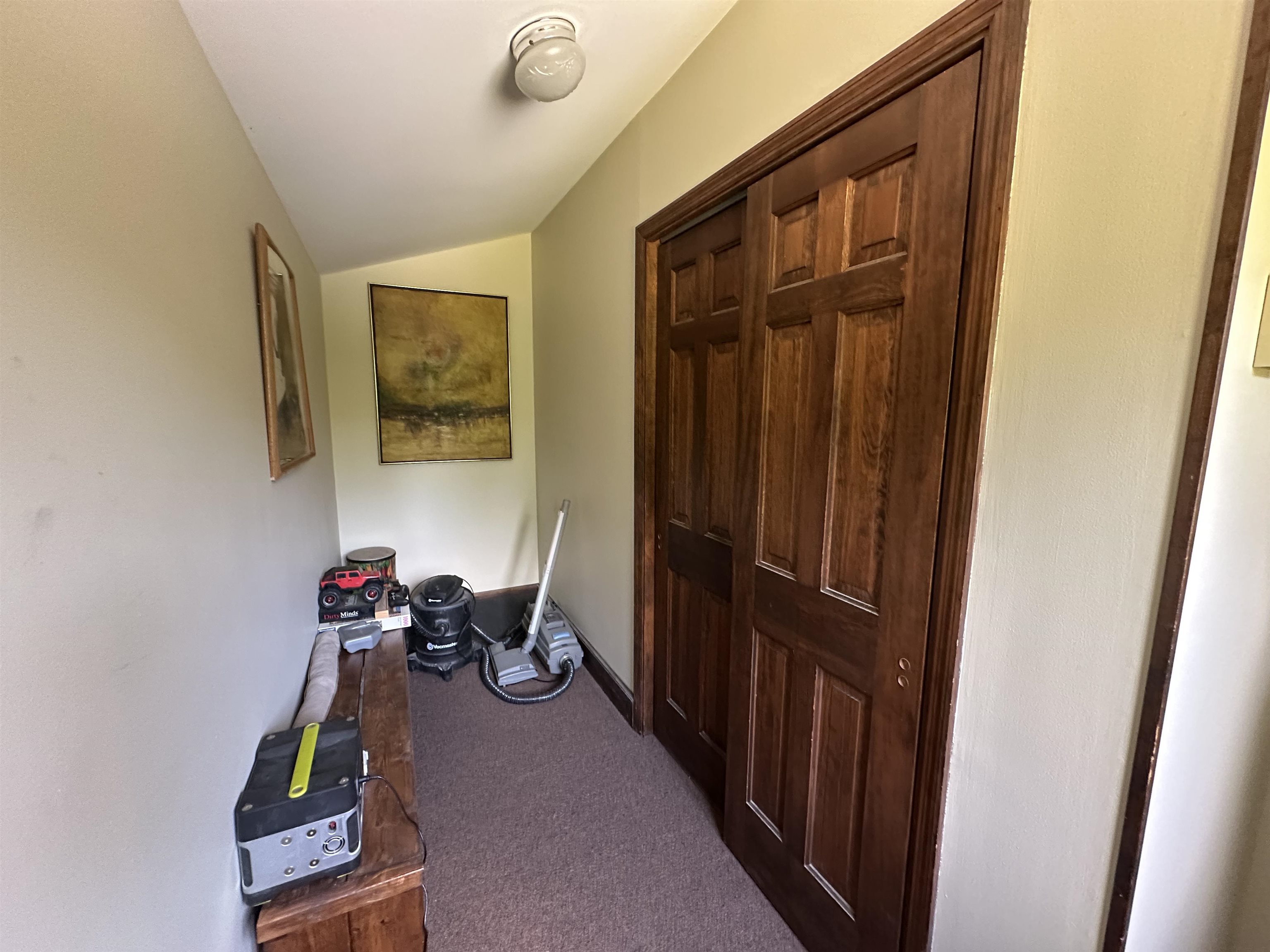 16 Nutmeg Lane