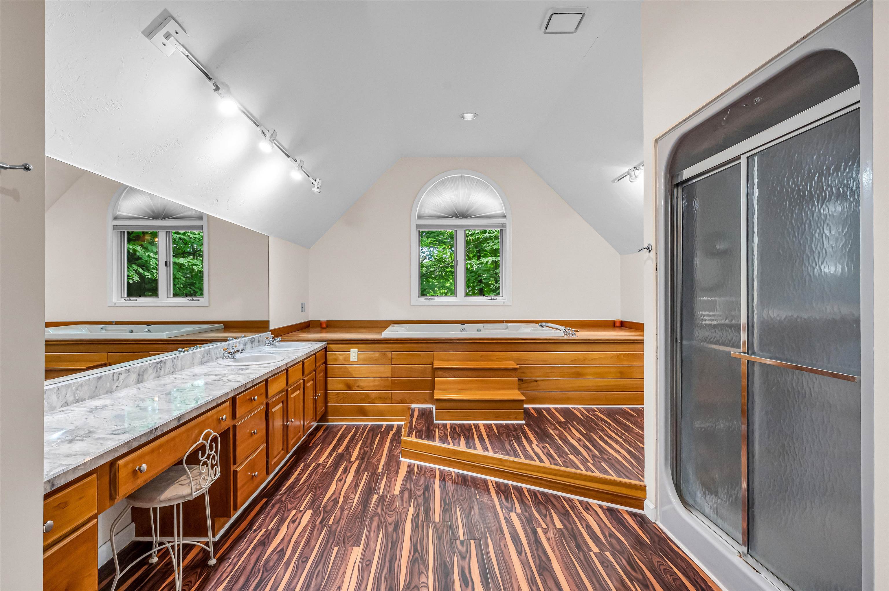 24 Blue Brook Road