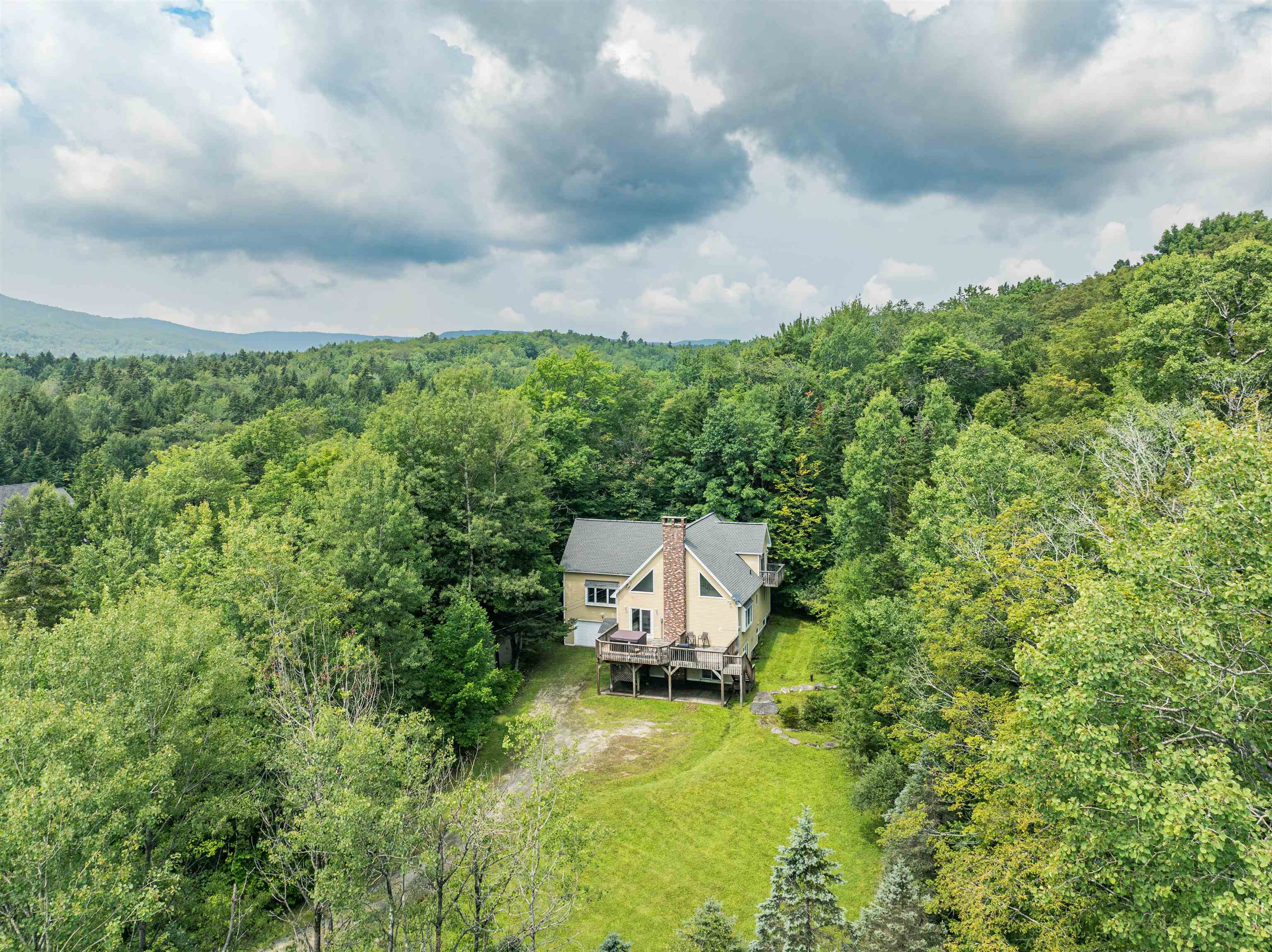24 Blue Brook Road