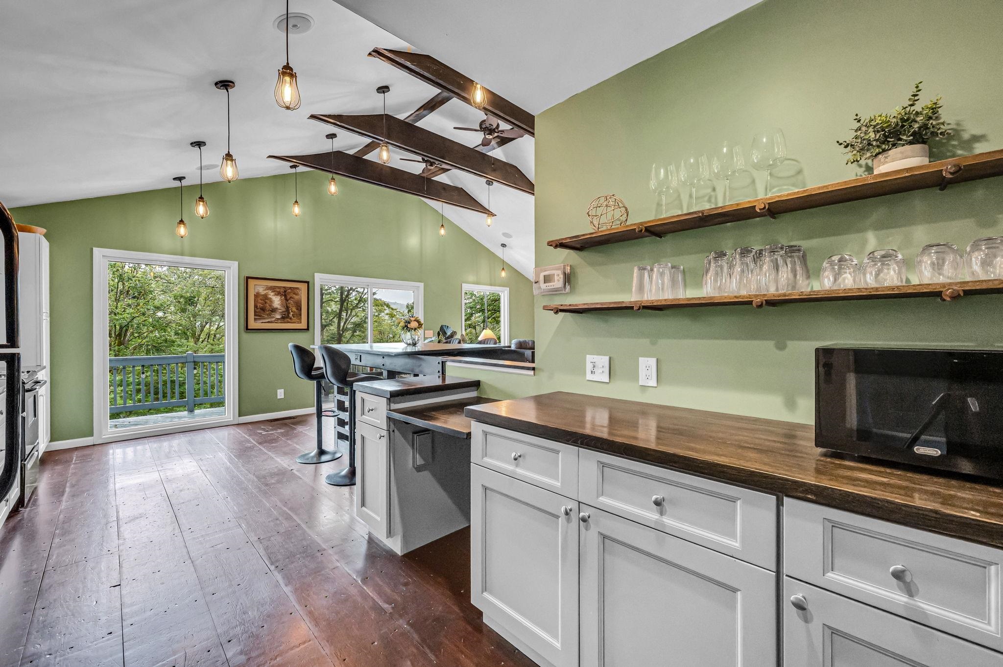 231 Bergrucken Lane