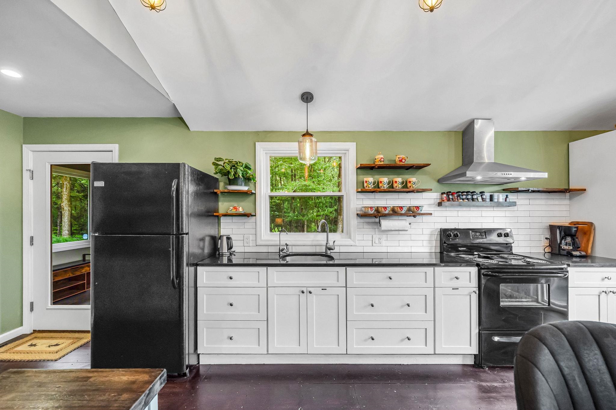 231 Bergrucken Lane