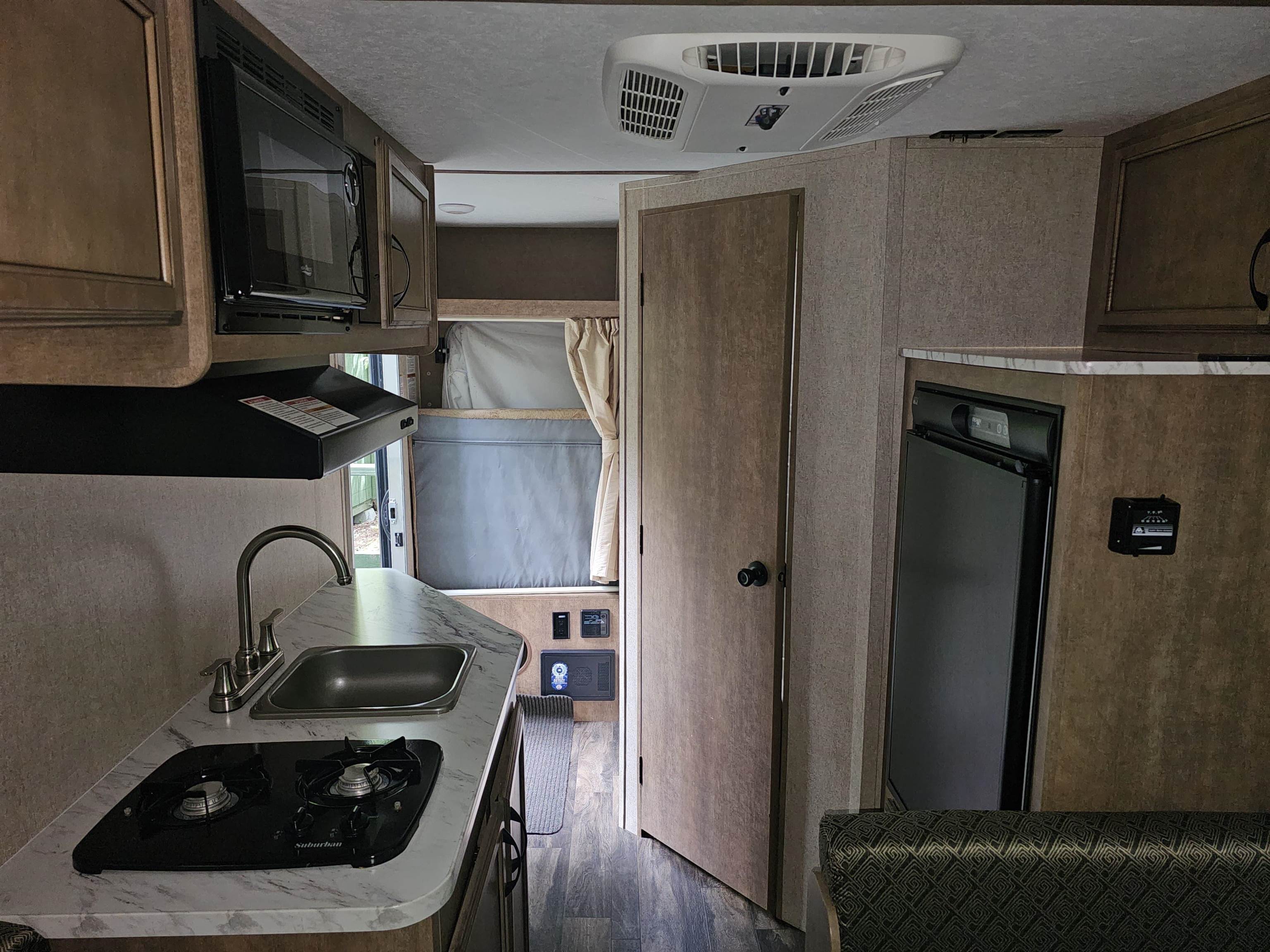 1051 Maple Hill Lane Unit: 4