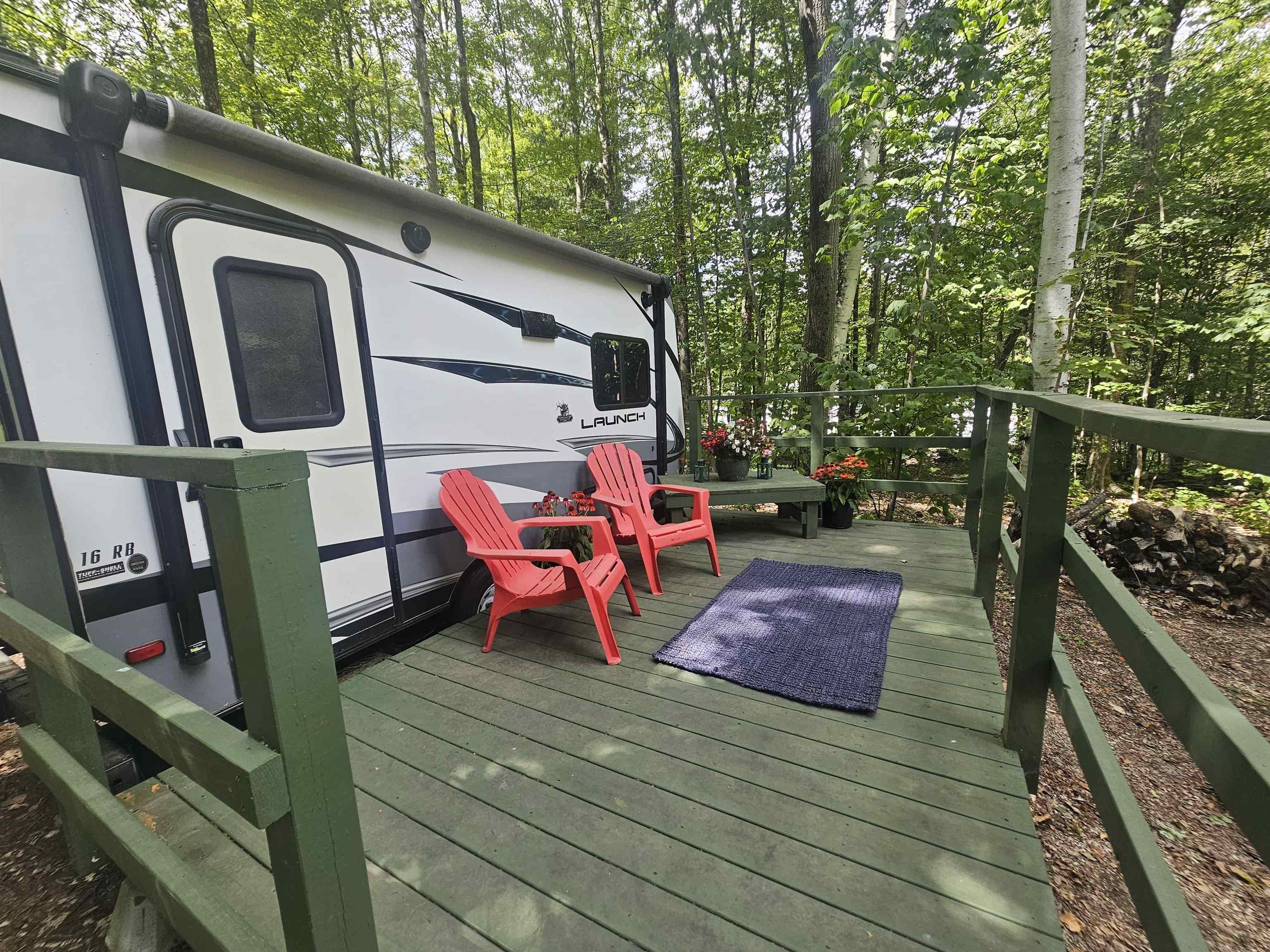 1051 Maple Hill Lane Unit: 4