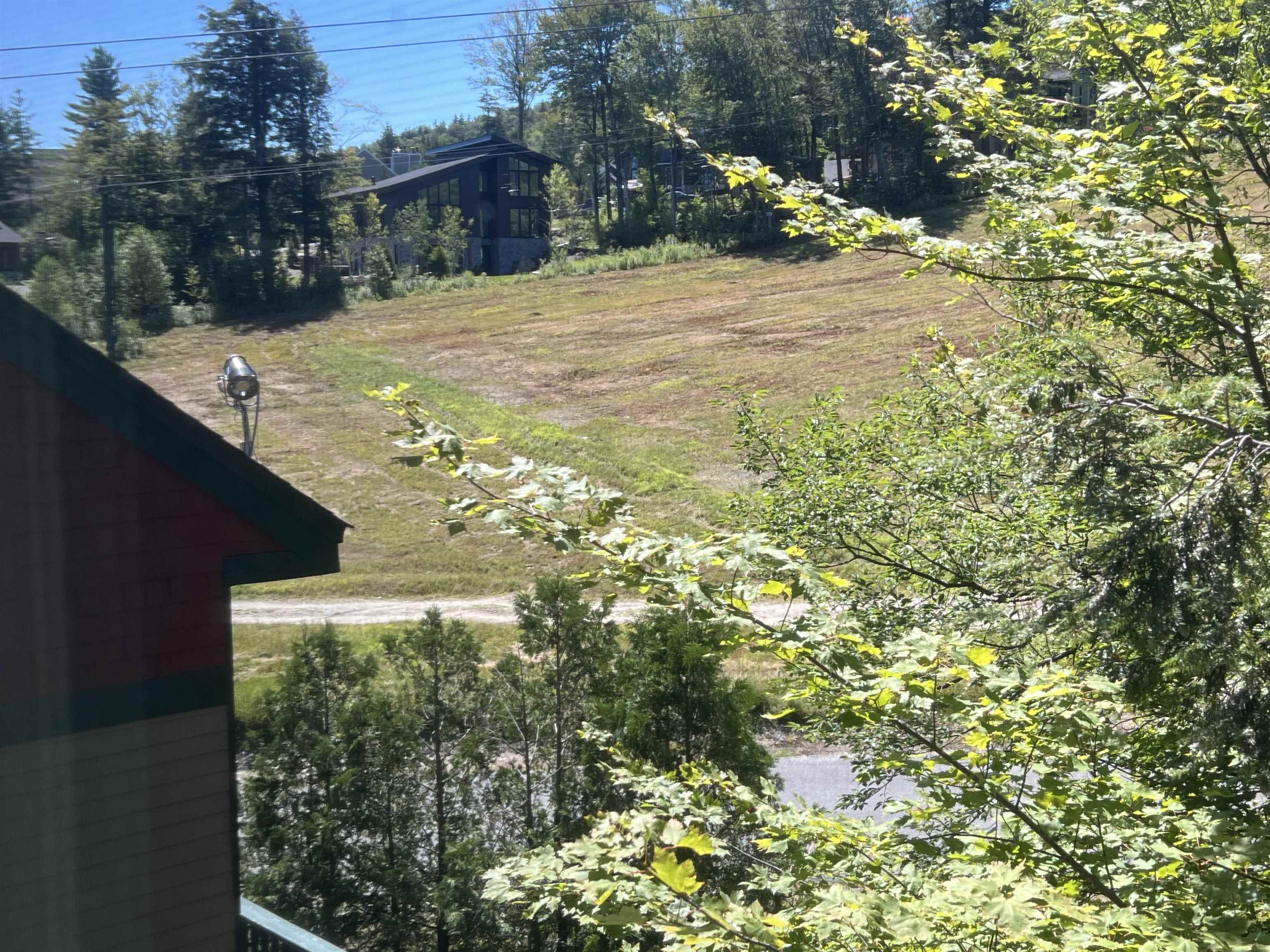 205, Qtr 3 89 Grand Summit Way Unit: 205, Qtr 3