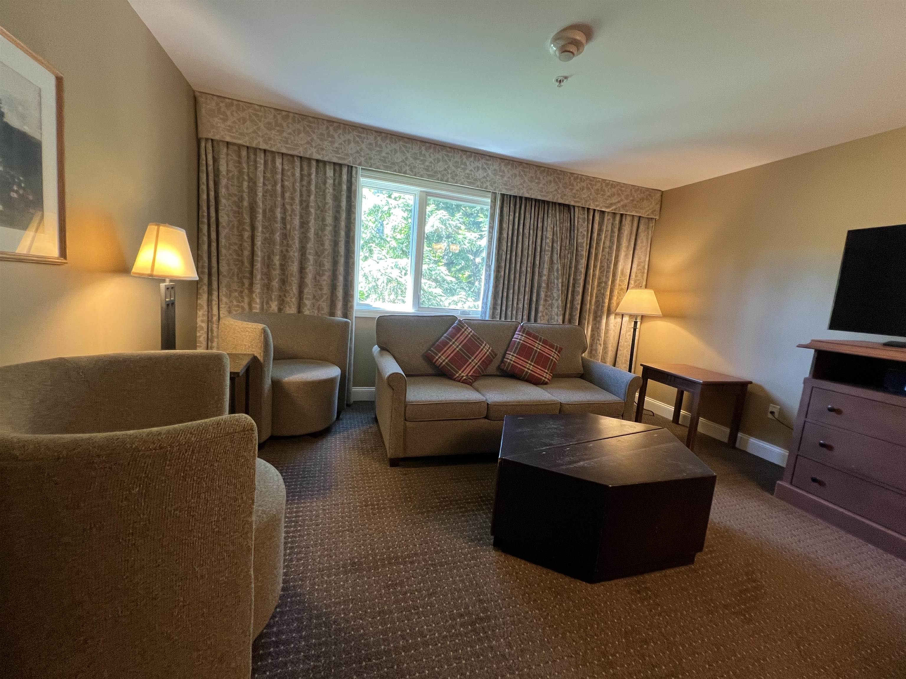 205, Qtr 3 89 Grand Summit Way Unit: 205, Qtr 3