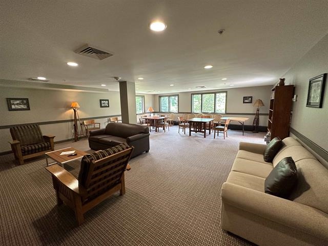 205, Qtr 3 89 Grand Summit Way Unit: 205, Qtr 3