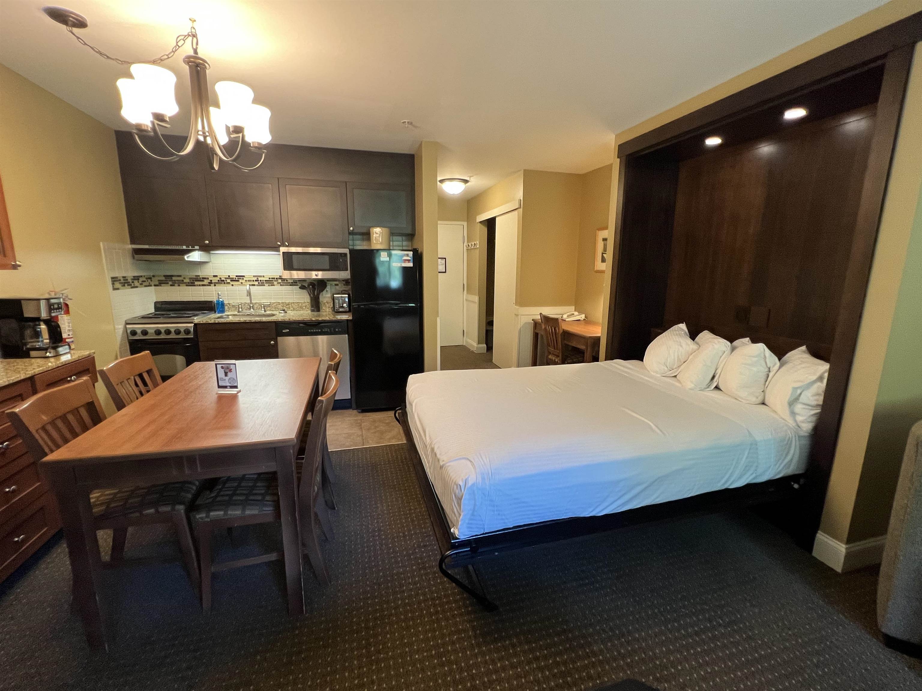 205, Qtr 3 89 Grand Summit Way Unit: 205, Qtr 3