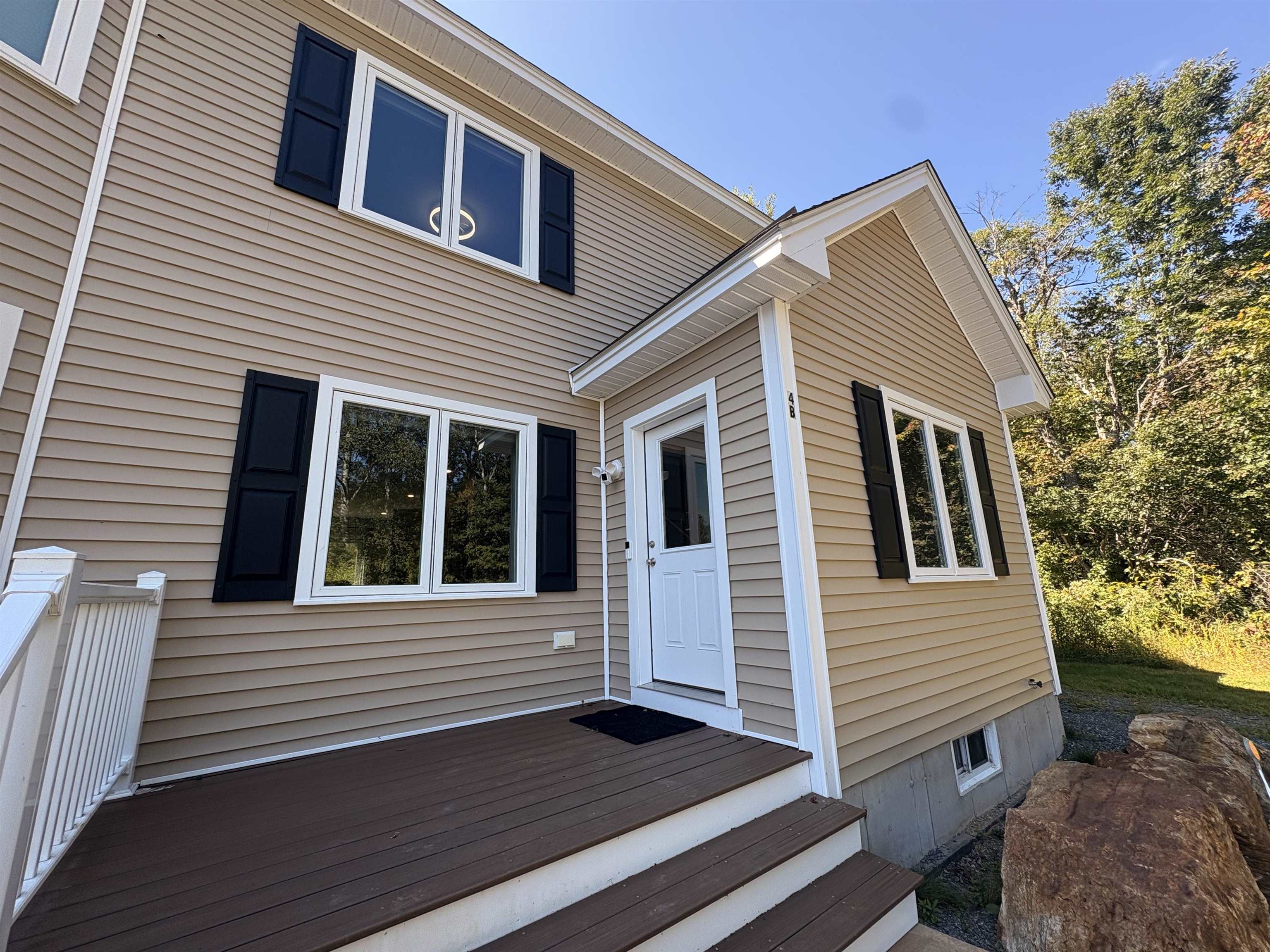 4 Juniors Way Unit: B