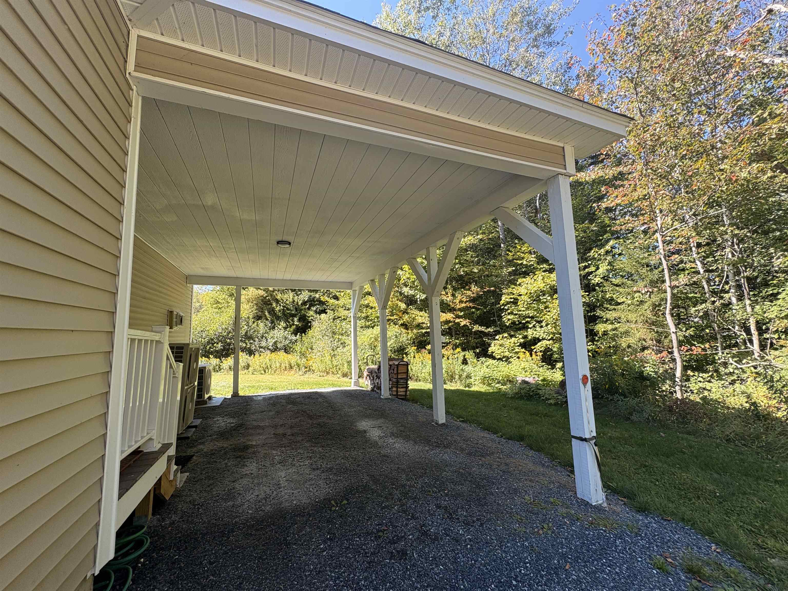 4 Juniors Way Unit: B