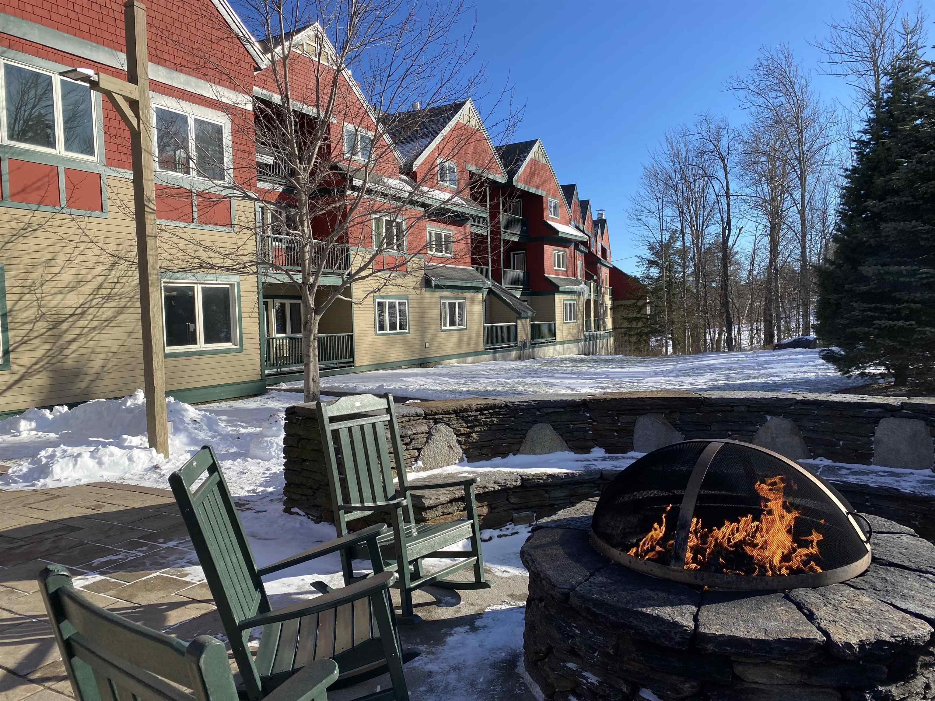 341/43 Qtr.3,89 Grand Summit Way