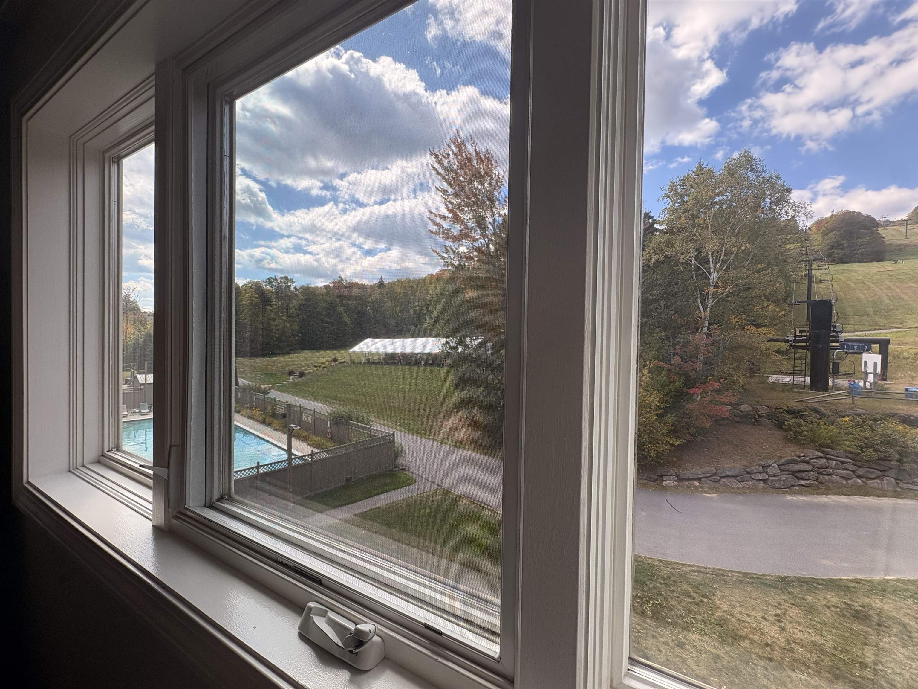 341/43 Qtr.3,89 Grand Summit Way