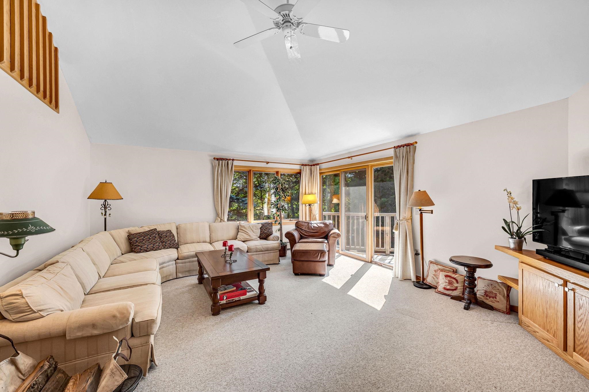 33 Carinthia Road
