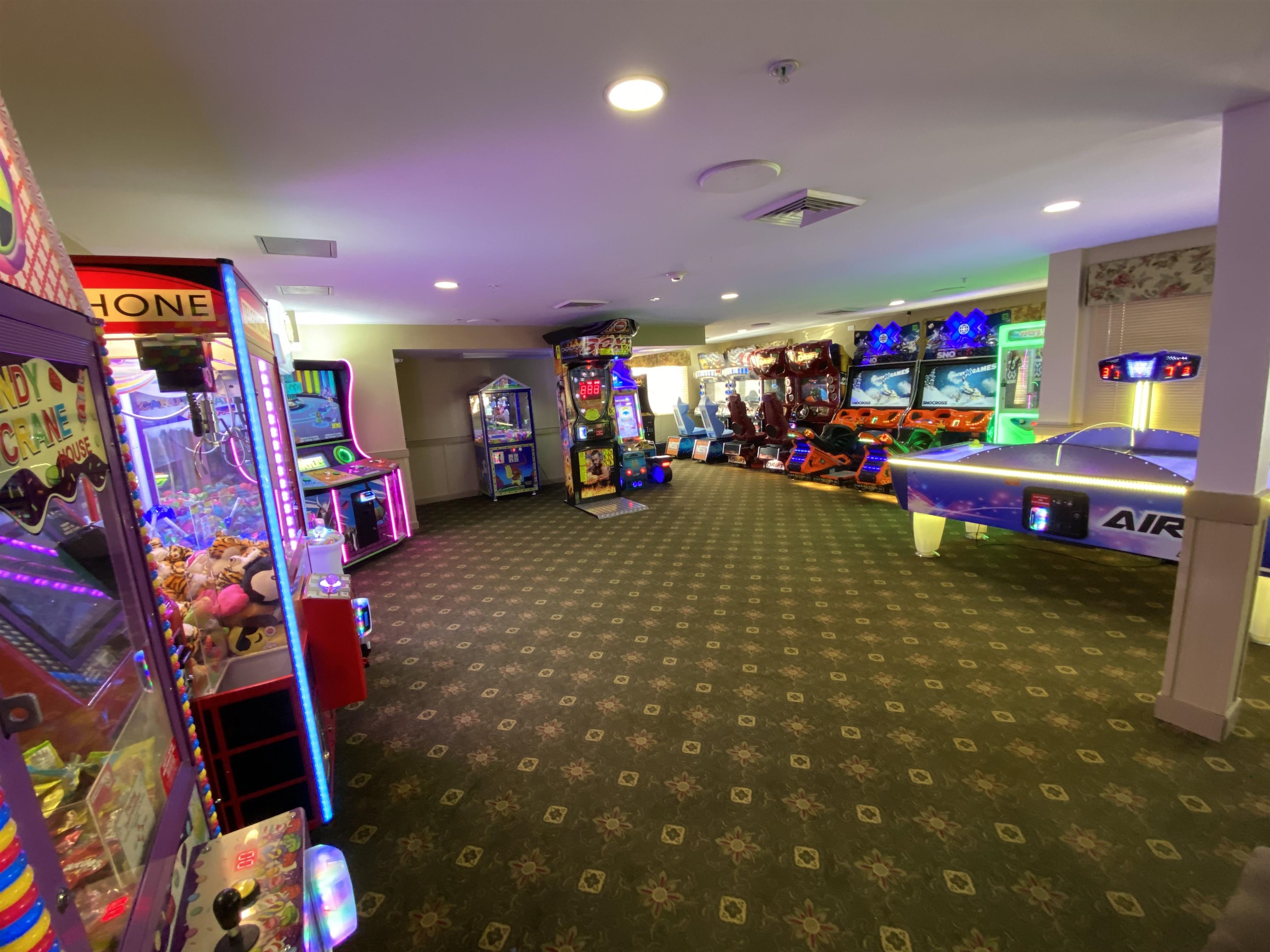 304/06 Qtr.2,89 Grand Summit Way