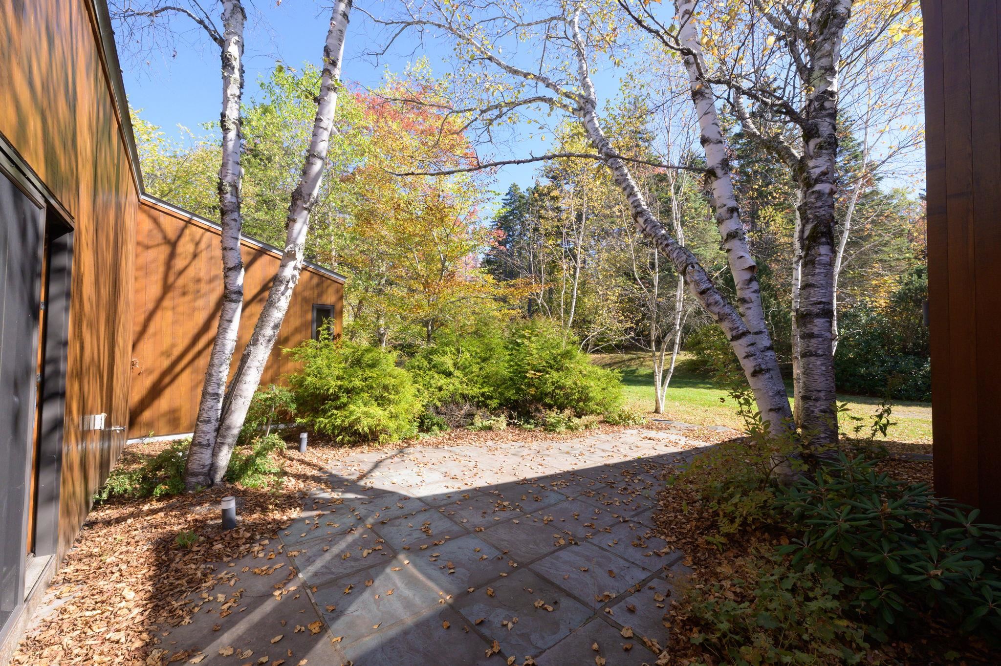 400 Stowe Hill