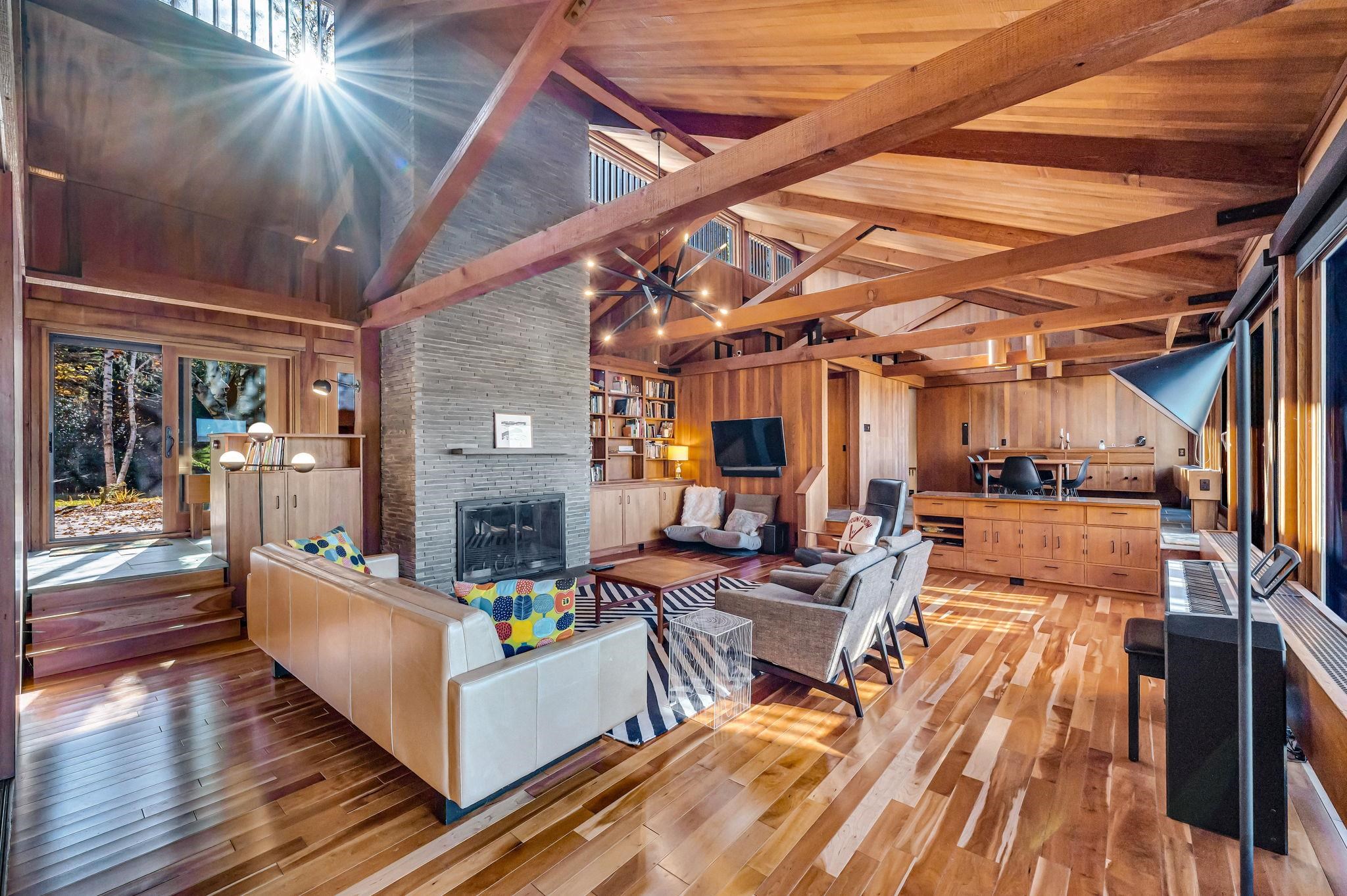 400 Stowe Hill