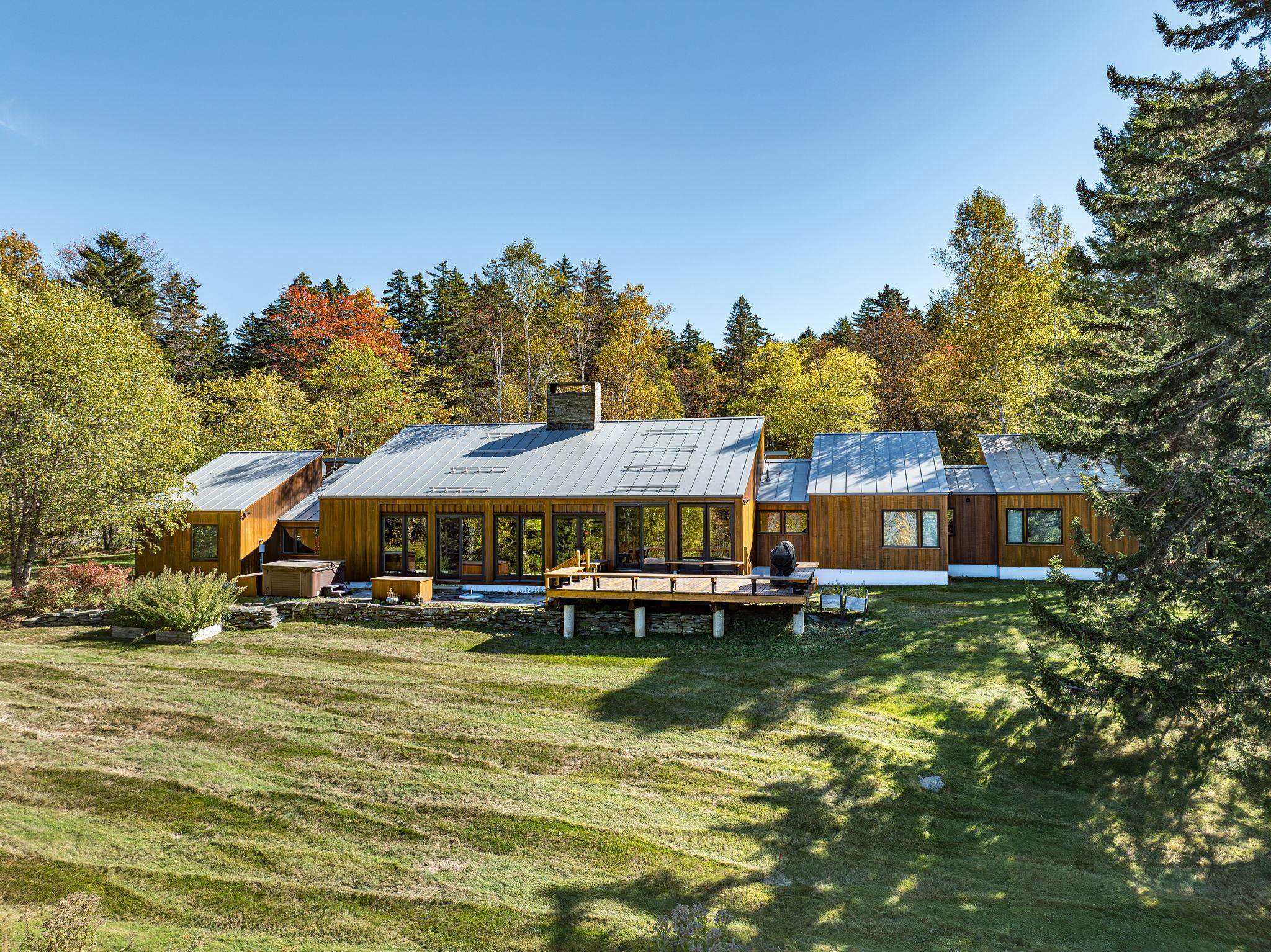 400 Stowe Hill