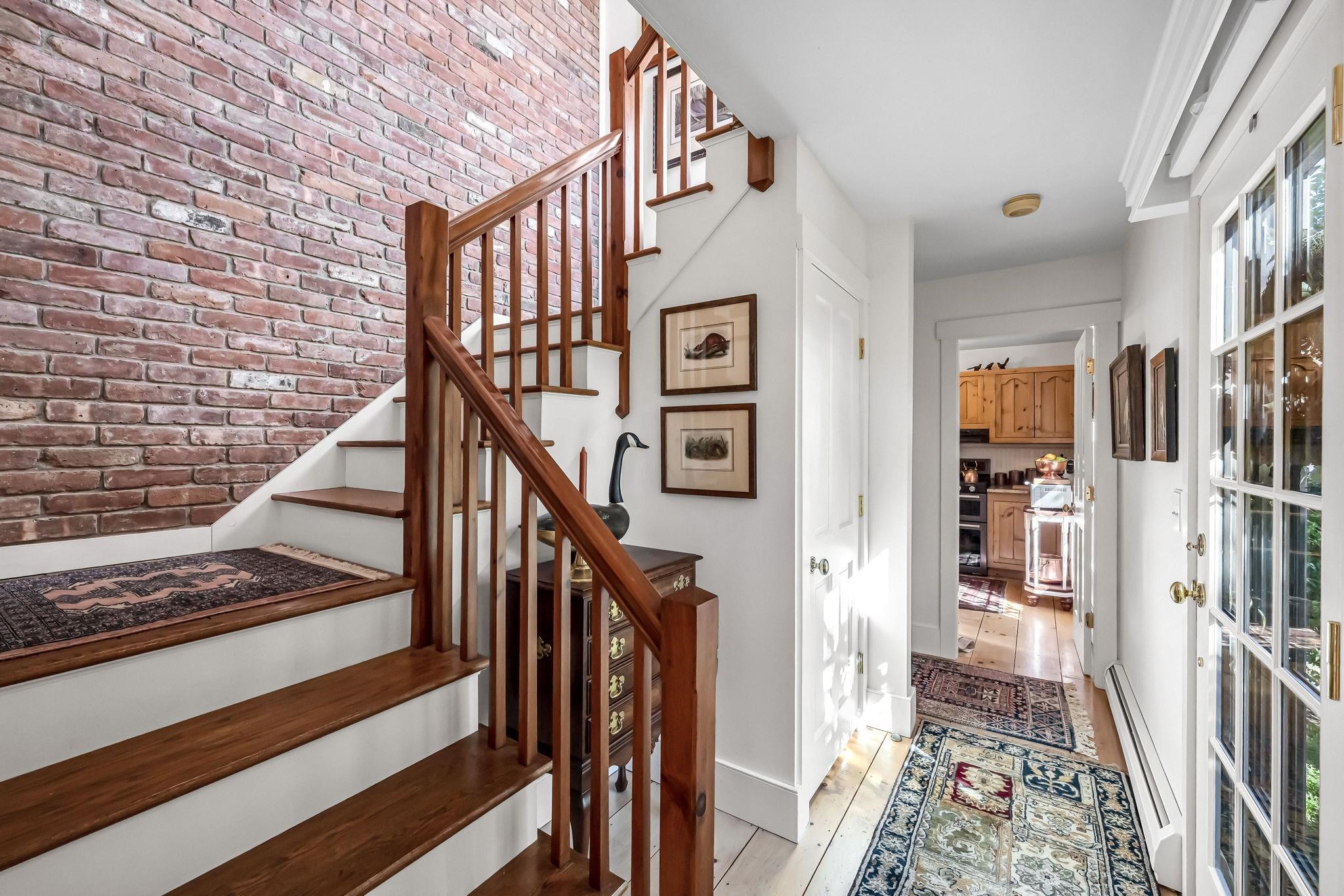 60 Spencer Hollow Road