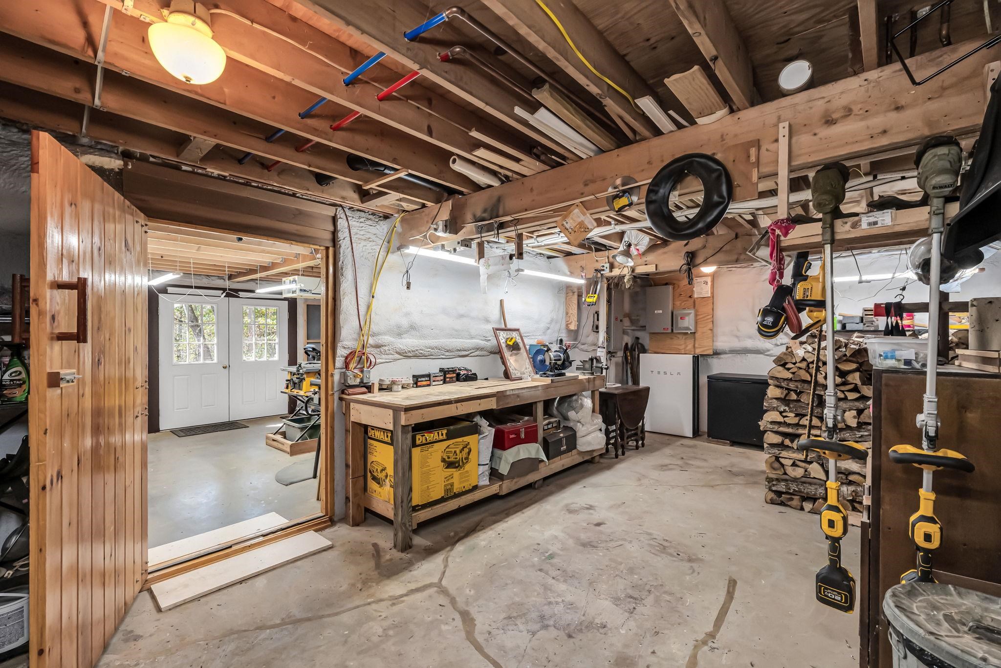 60 Spencer Hollow Road