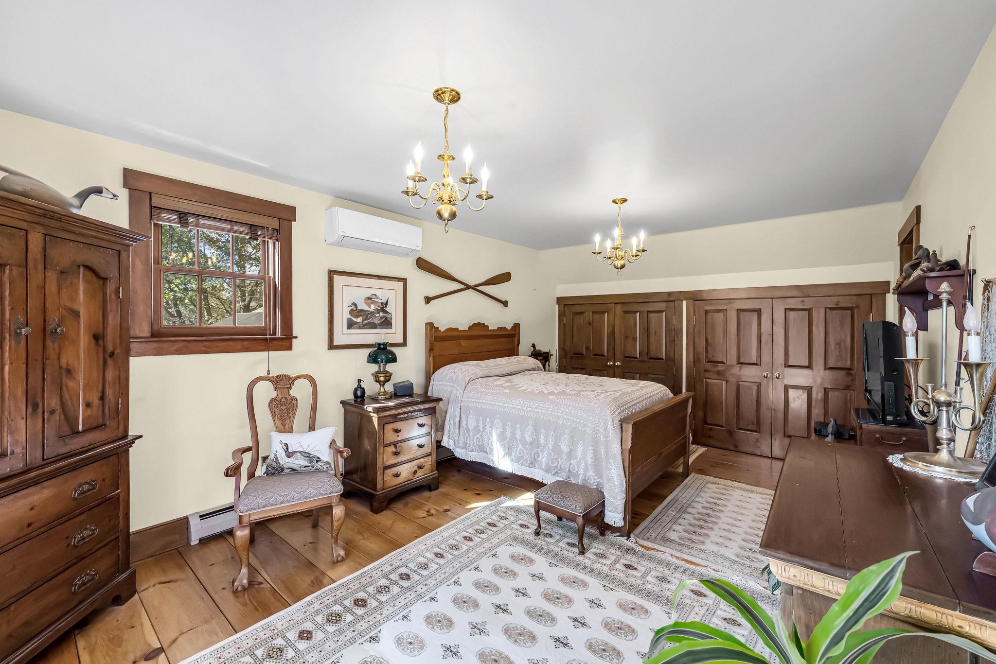 60 Spencer Hollow Road