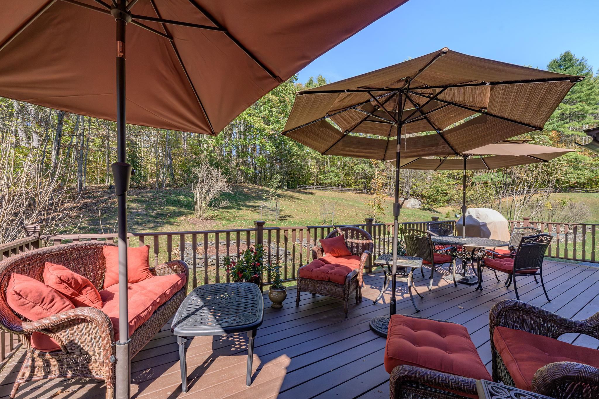 60 Spencer Hollow Road