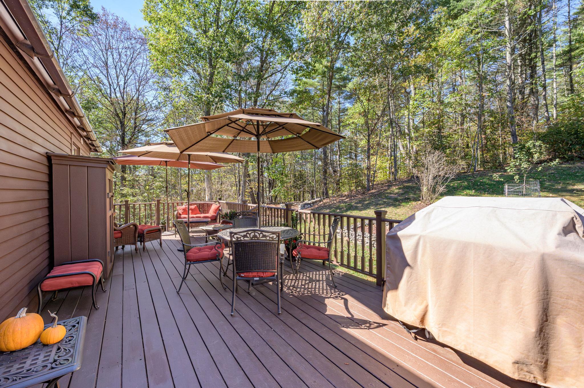 60 Spencer Hollow Road