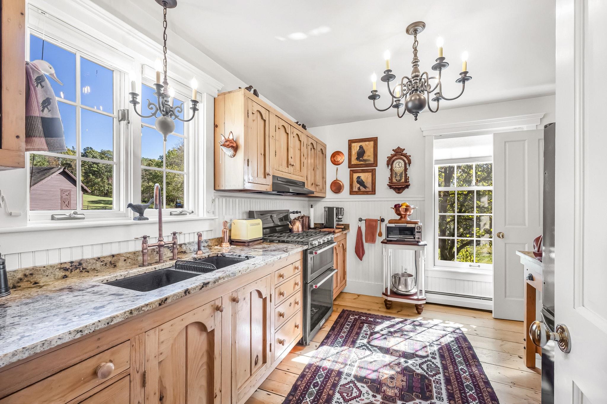 60 Spencer Hollow Road