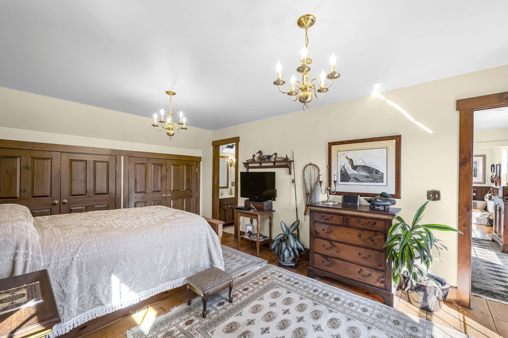 60 Spencer Hollow Road