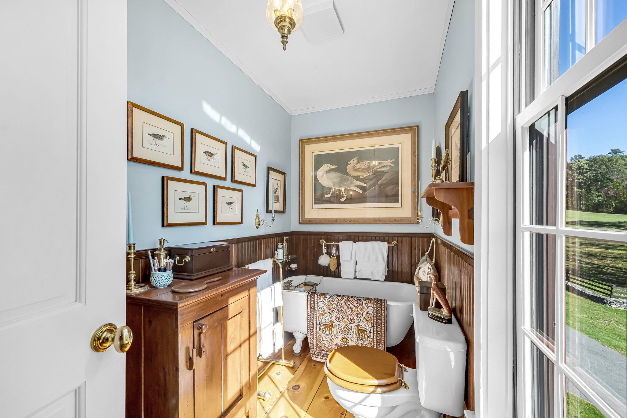 60 Spencer Hollow Road